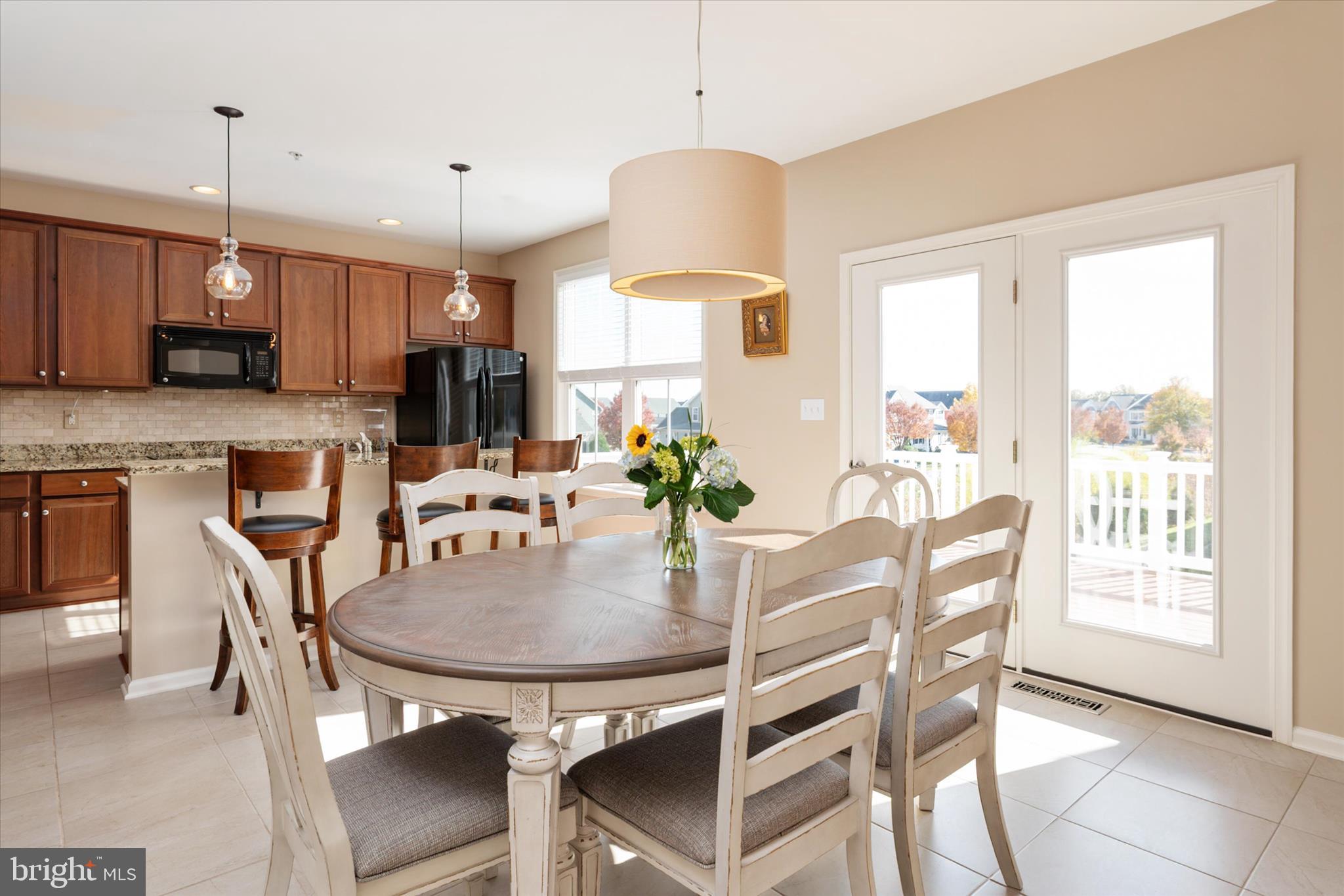 ELLENDALE - Residential