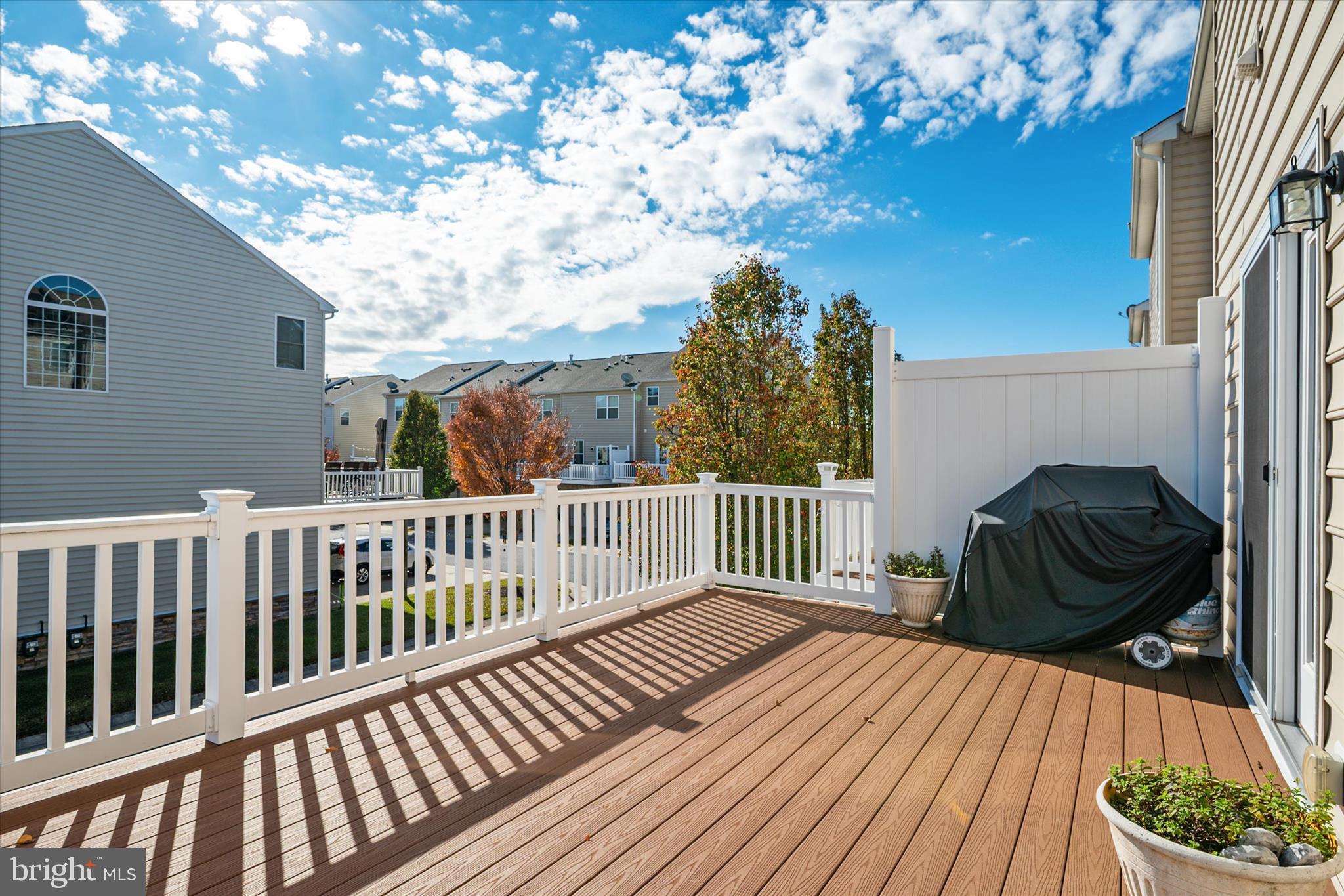 ELLENDALE - Residential