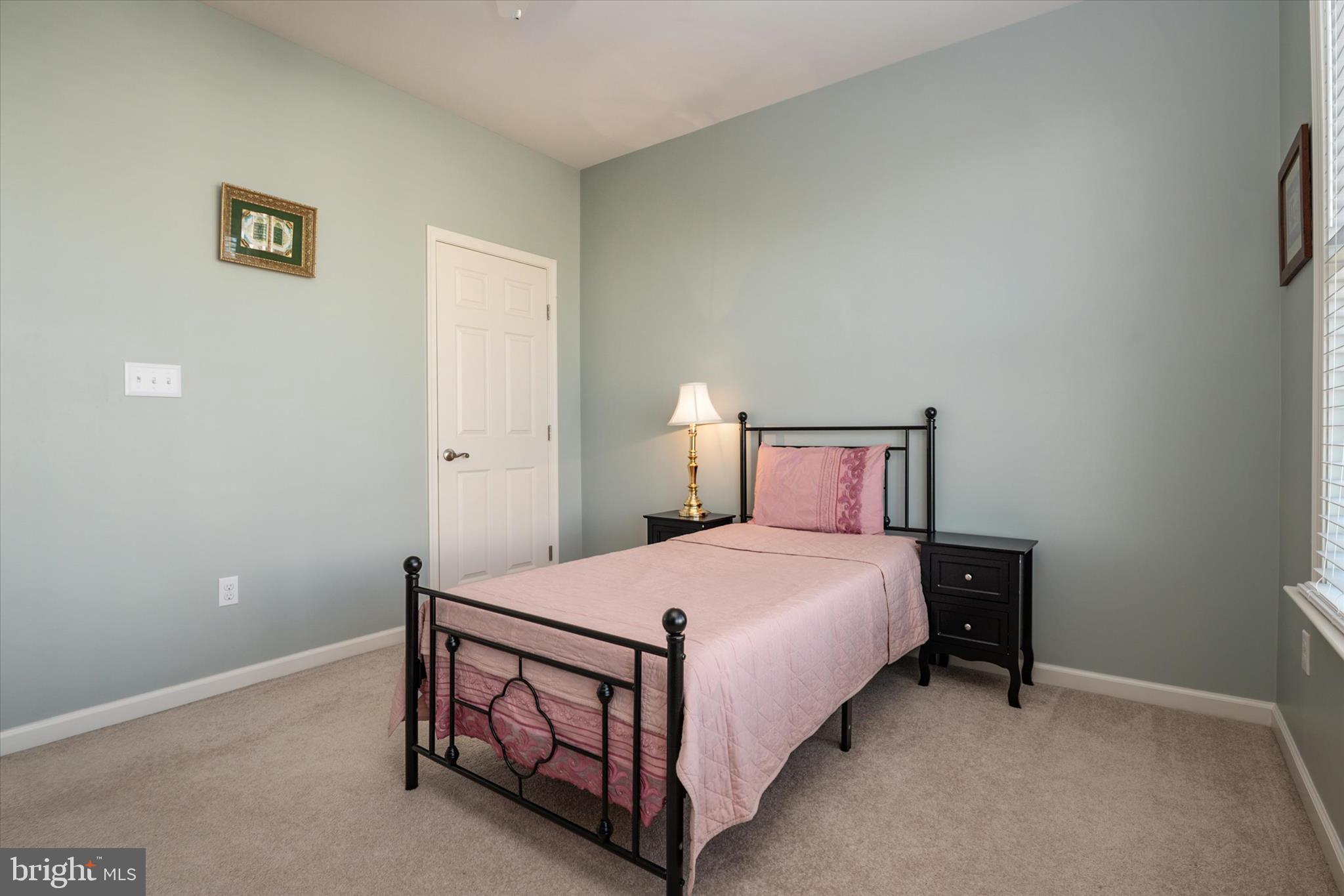 ELLENDALE - Residential