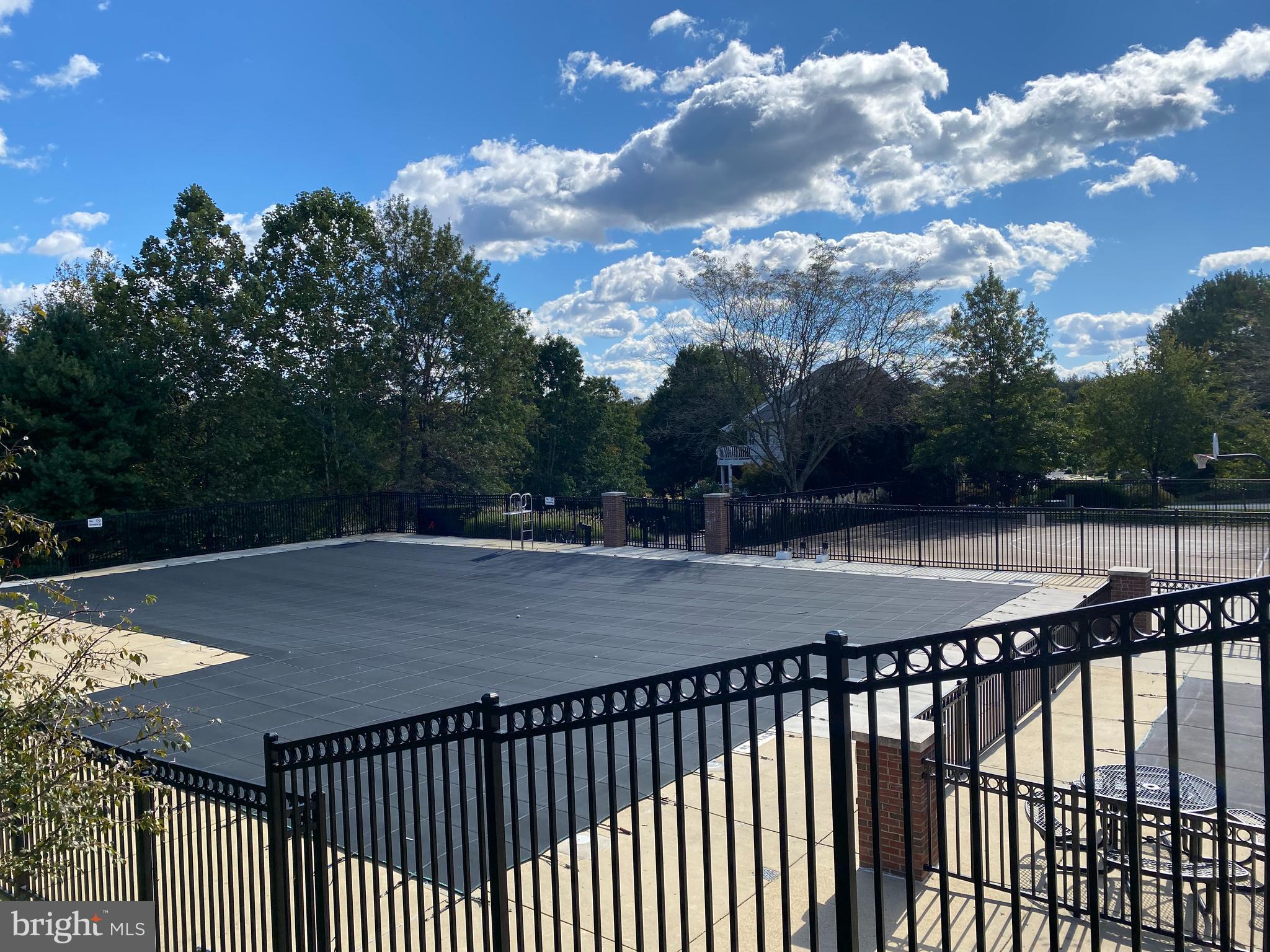 QUINCE ORCHARD PARK - Residential Lease