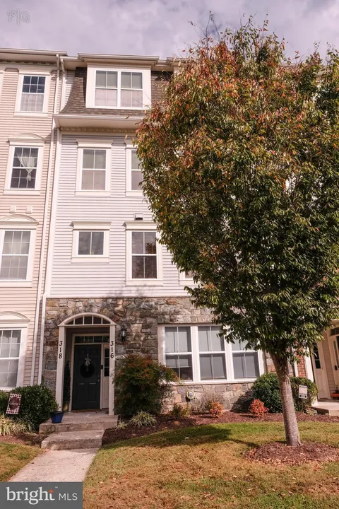 318 Orchard Ridge Drive, Gaithersburg, MD MLS: MDMC2168522