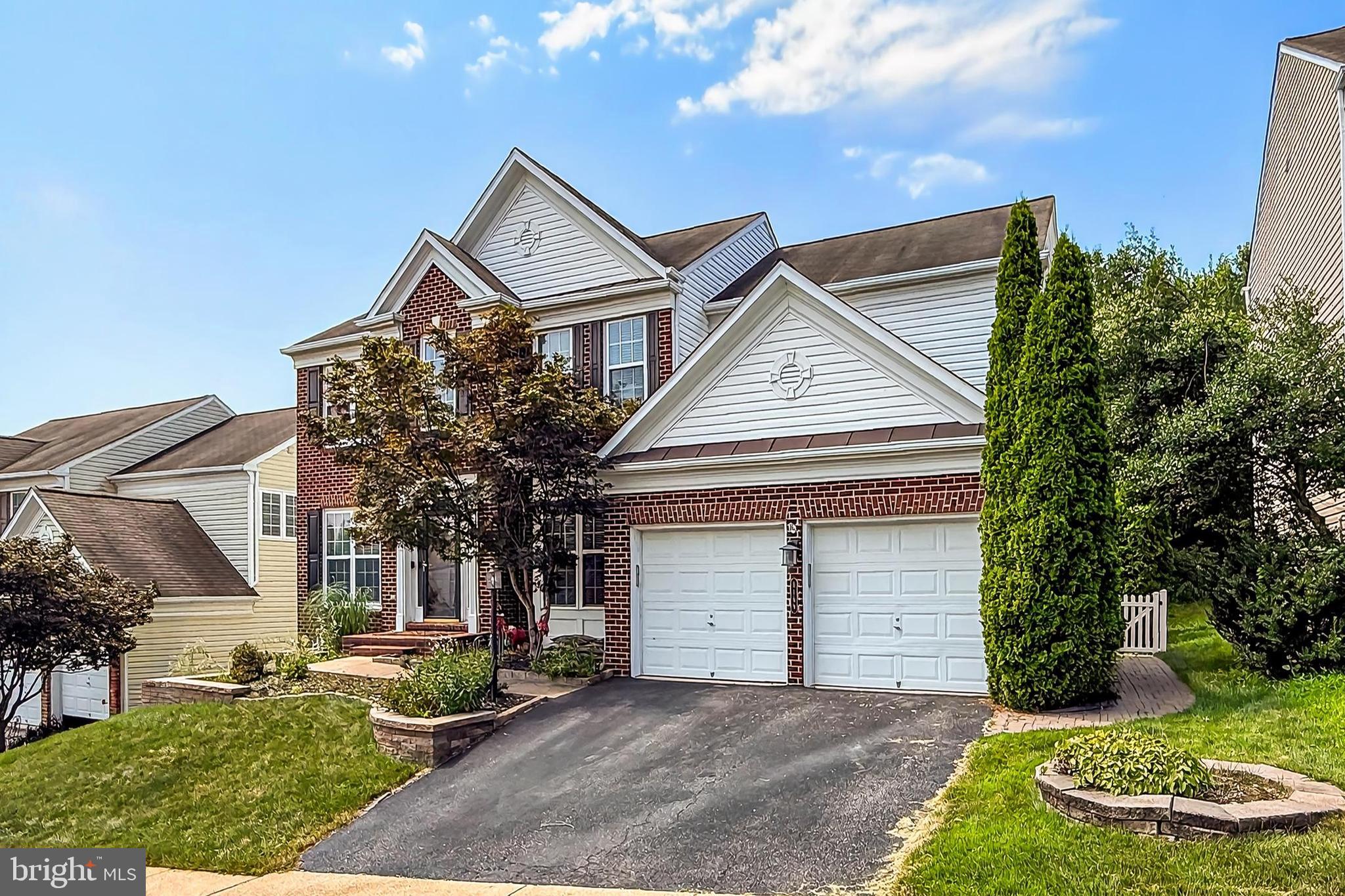 8189 DOUGLAS FIR DRIVE
