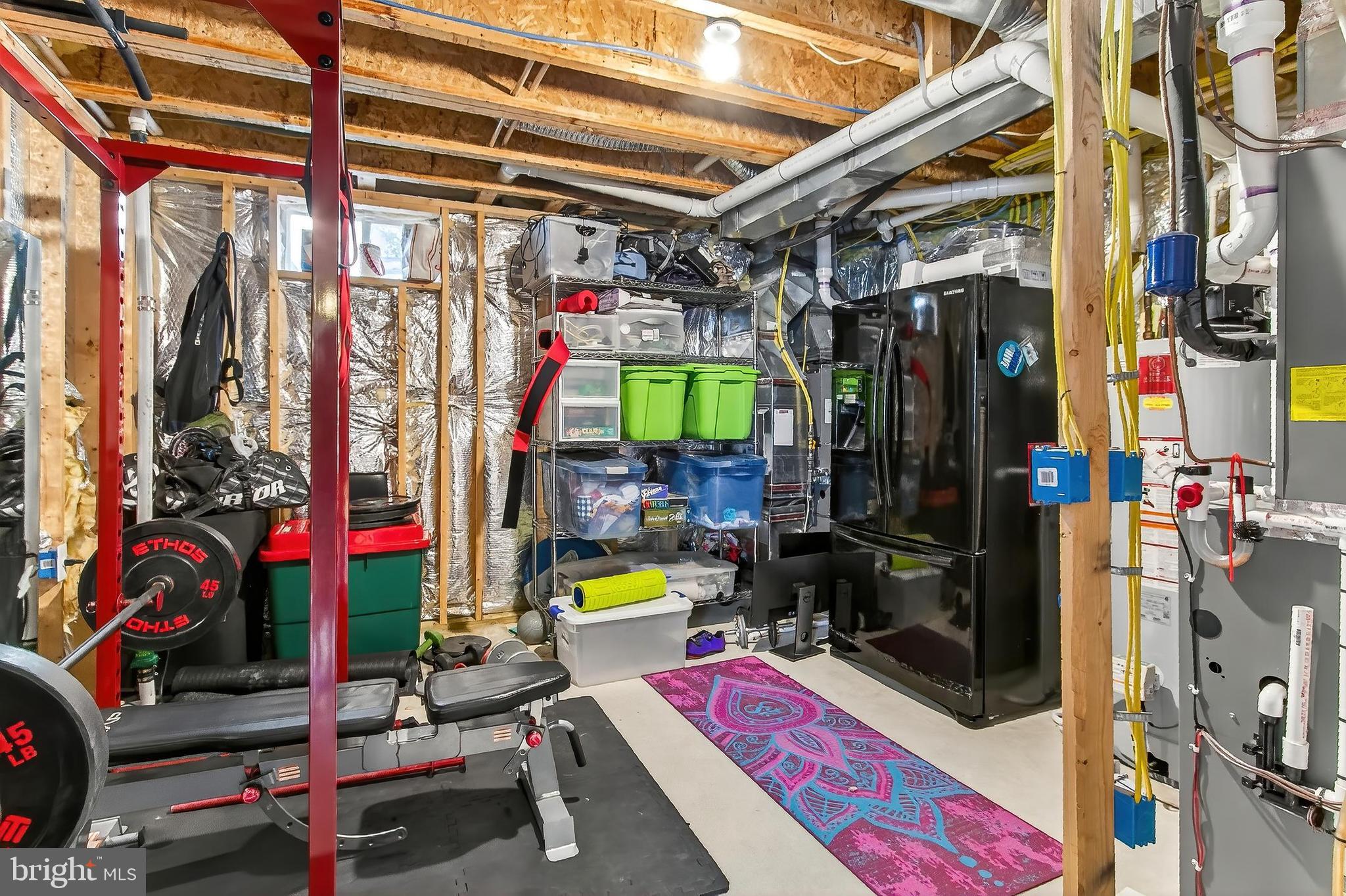 LAUREL HILL - Residential