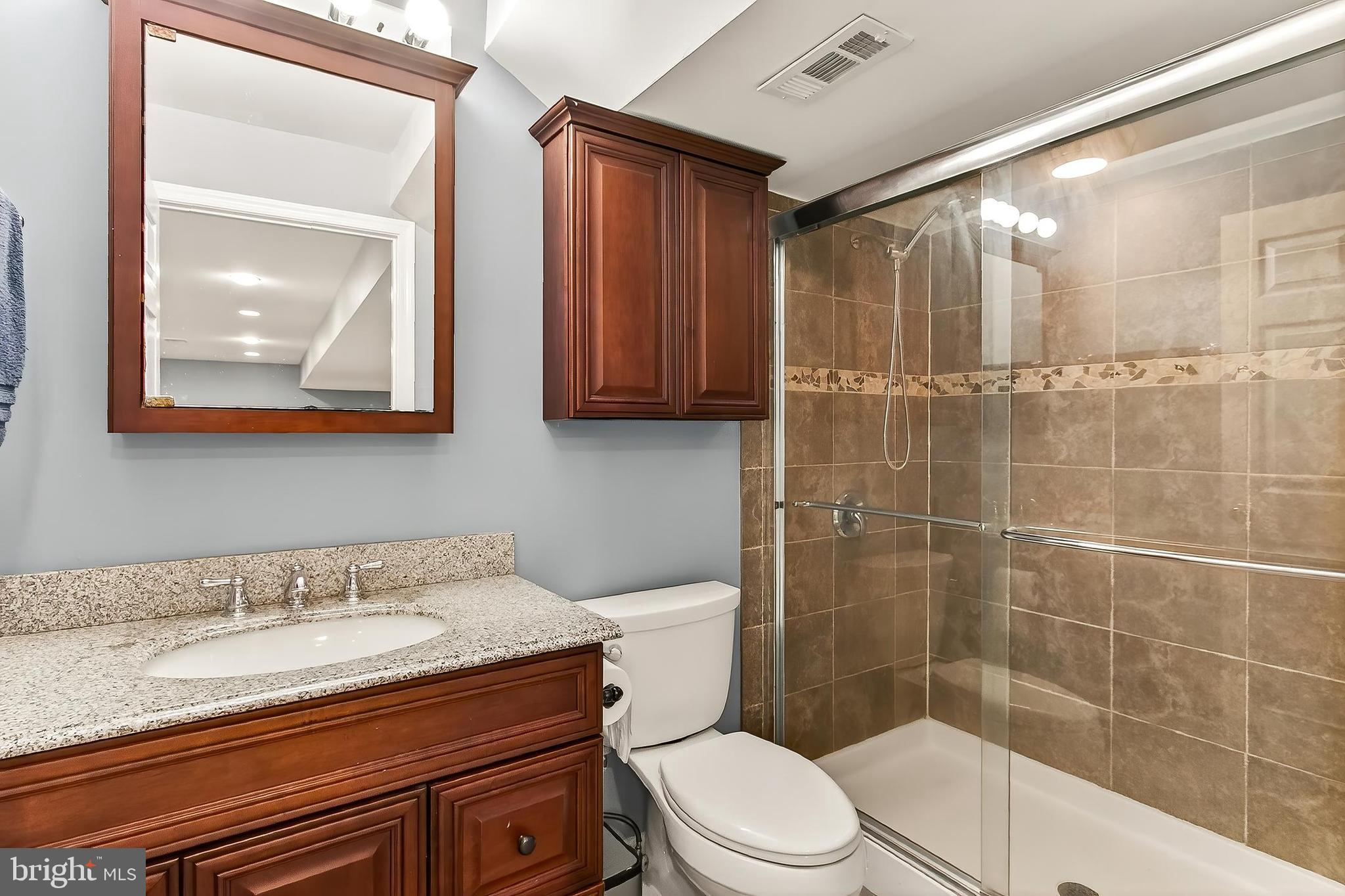 LAUREL HILL - Residential