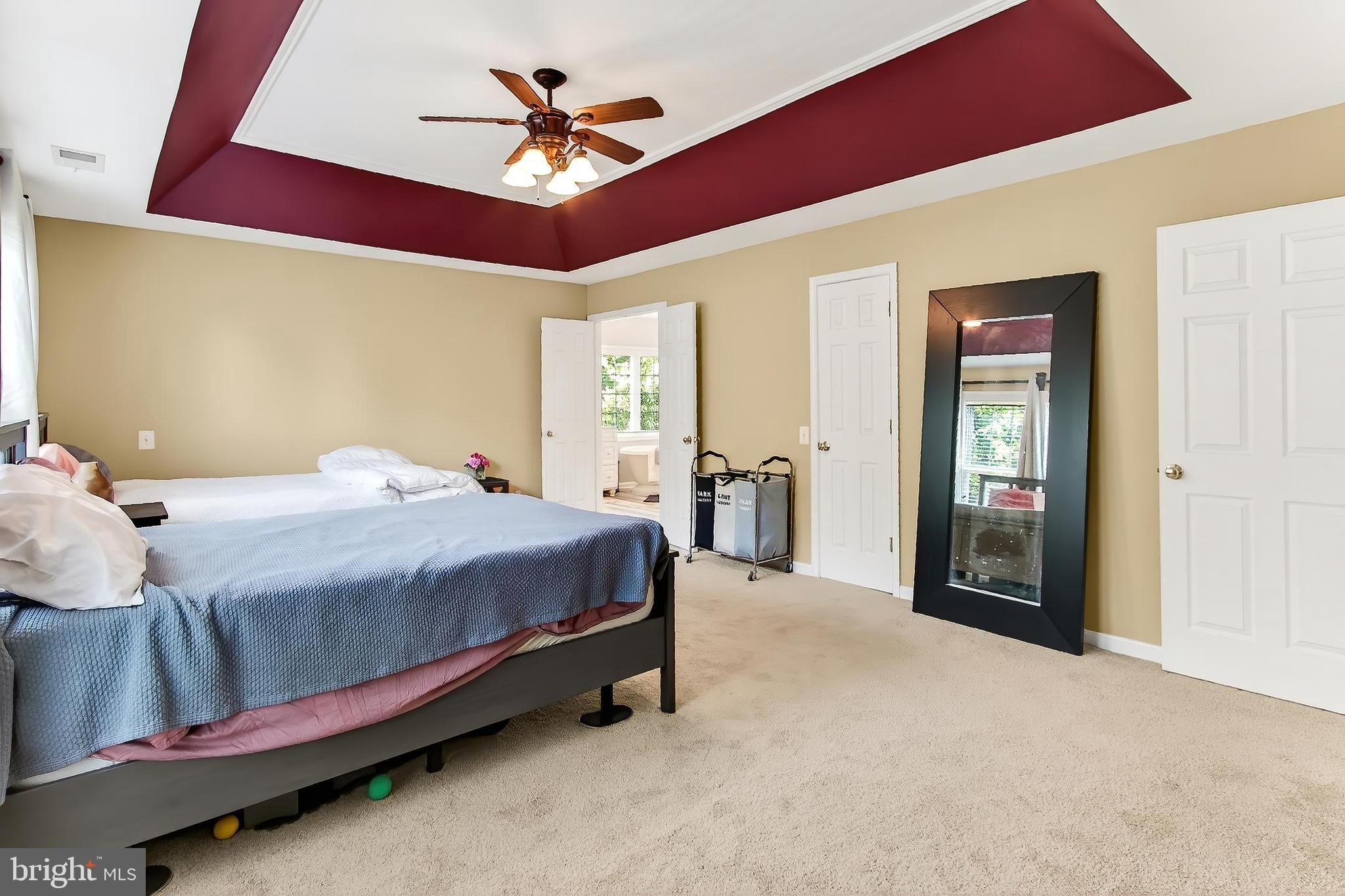 LAUREL HILL - Residential