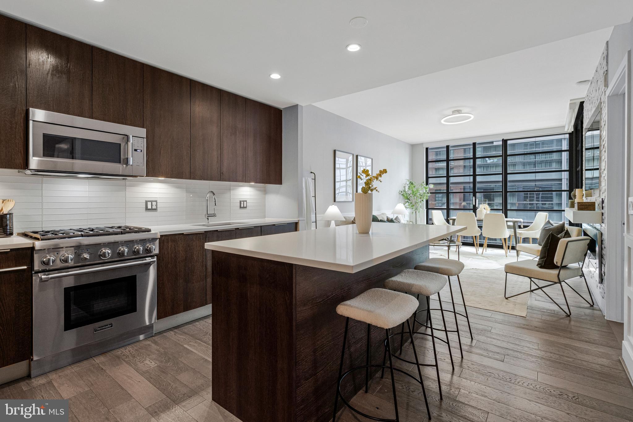 45 SUTTON SQUARE SW 605