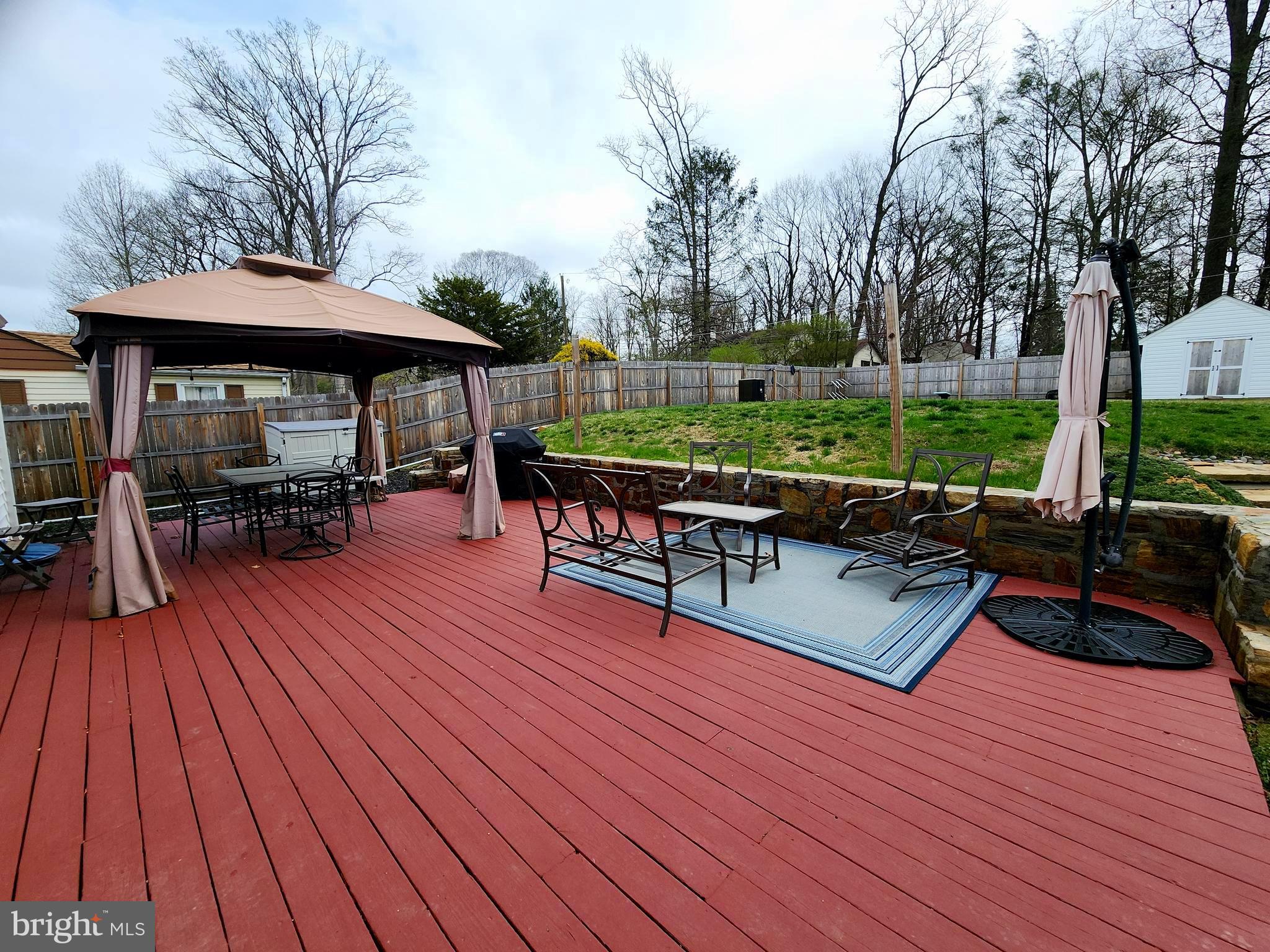 BLACK HORSE - Residential