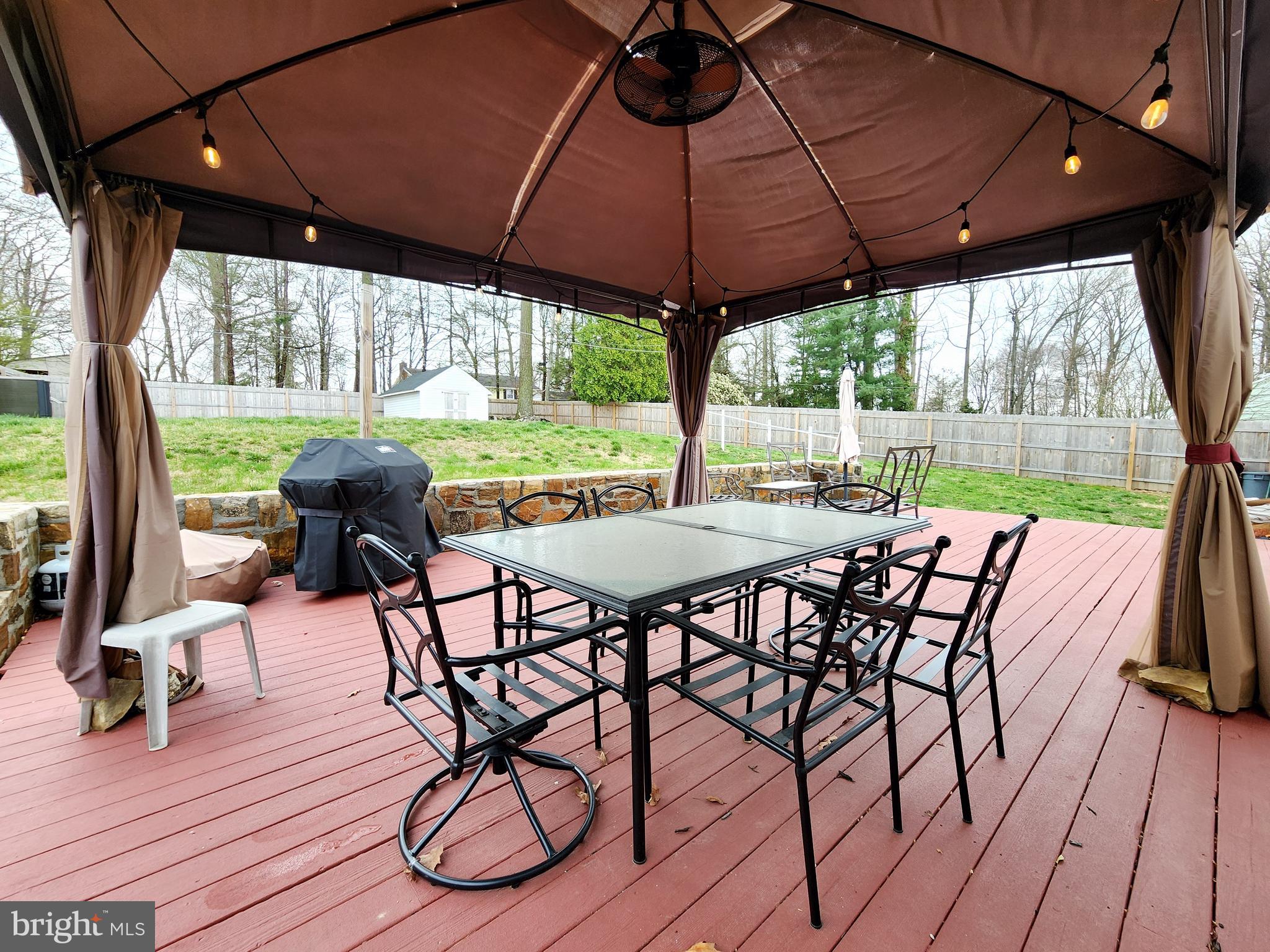 BLACK HORSE - Residential