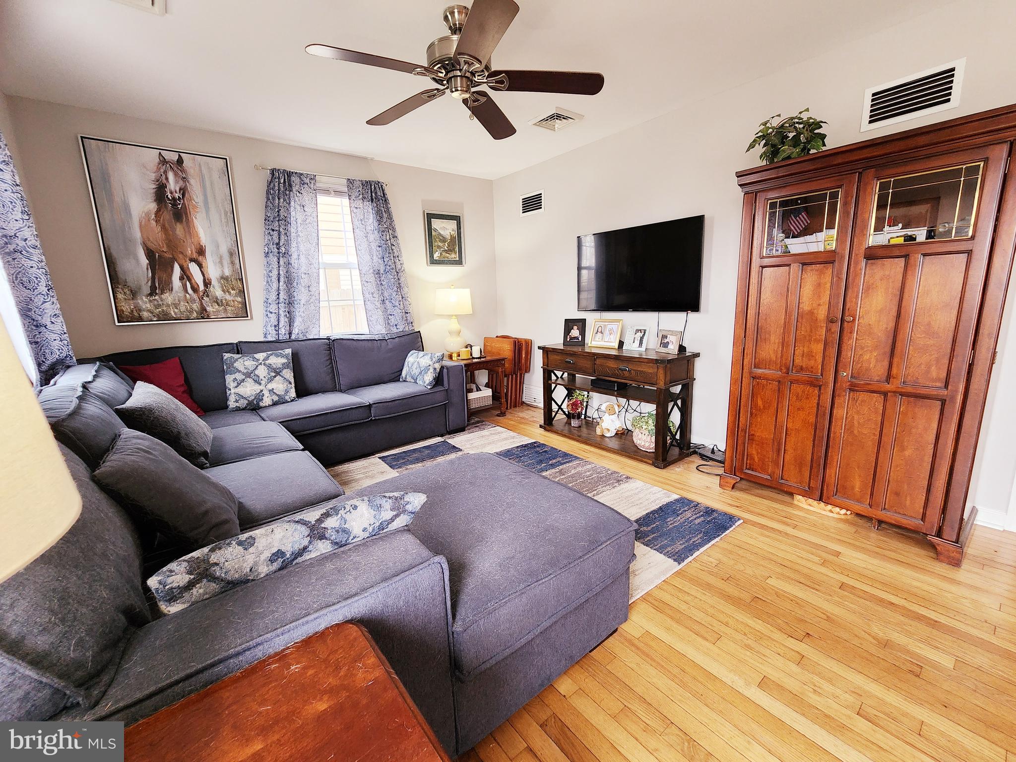 BLACK HORSE - Residential