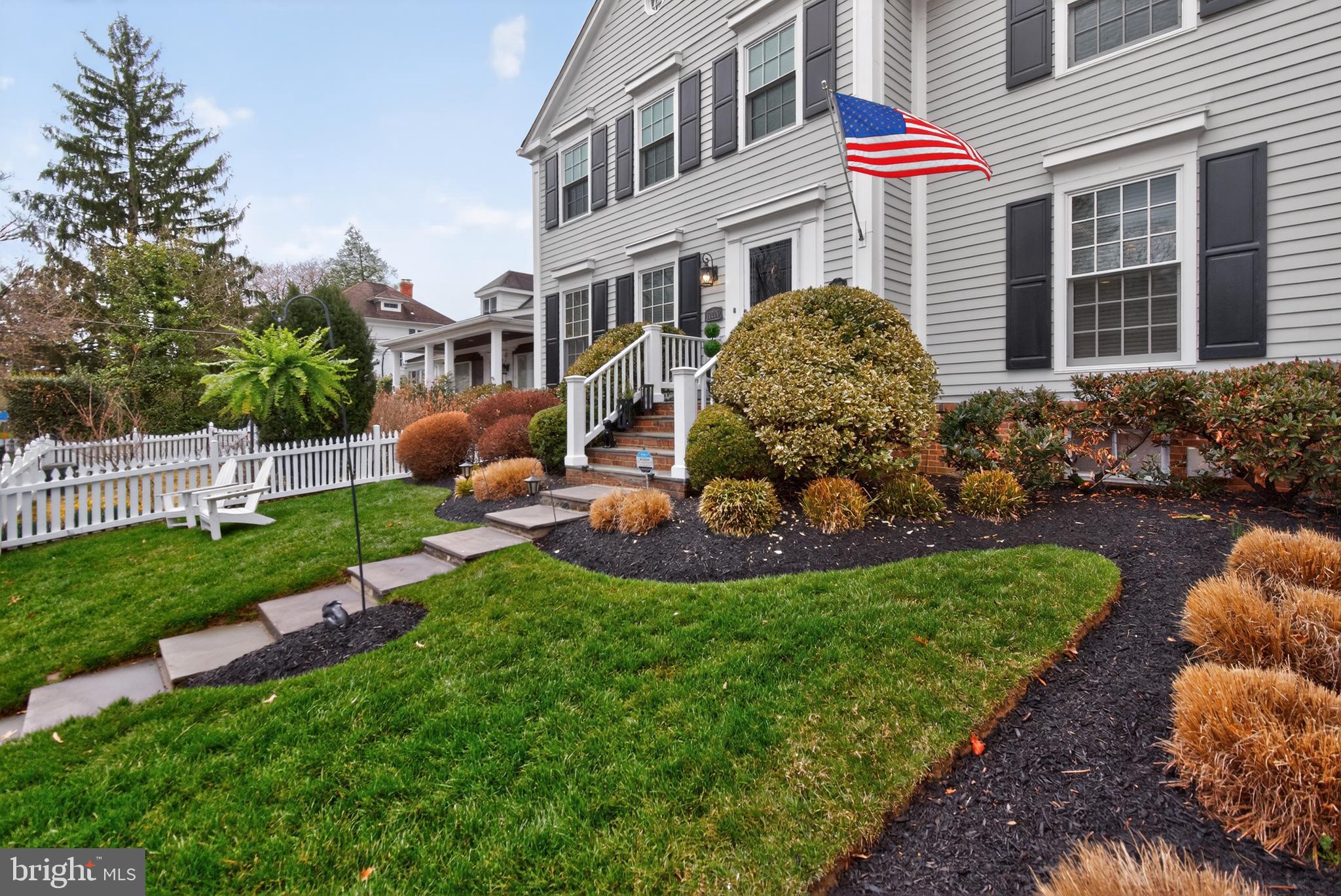 KENSINGTON PARK - Residential