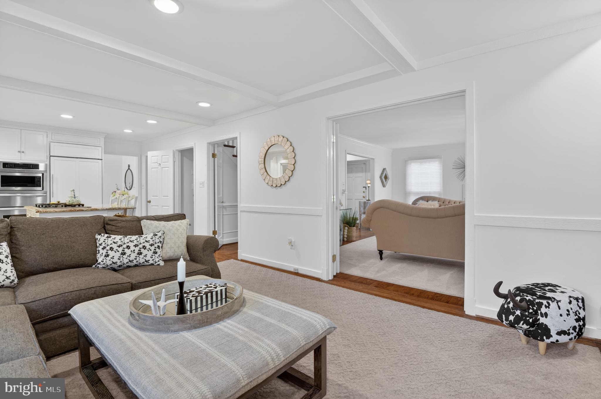 KENSINGTON PARK - Residential