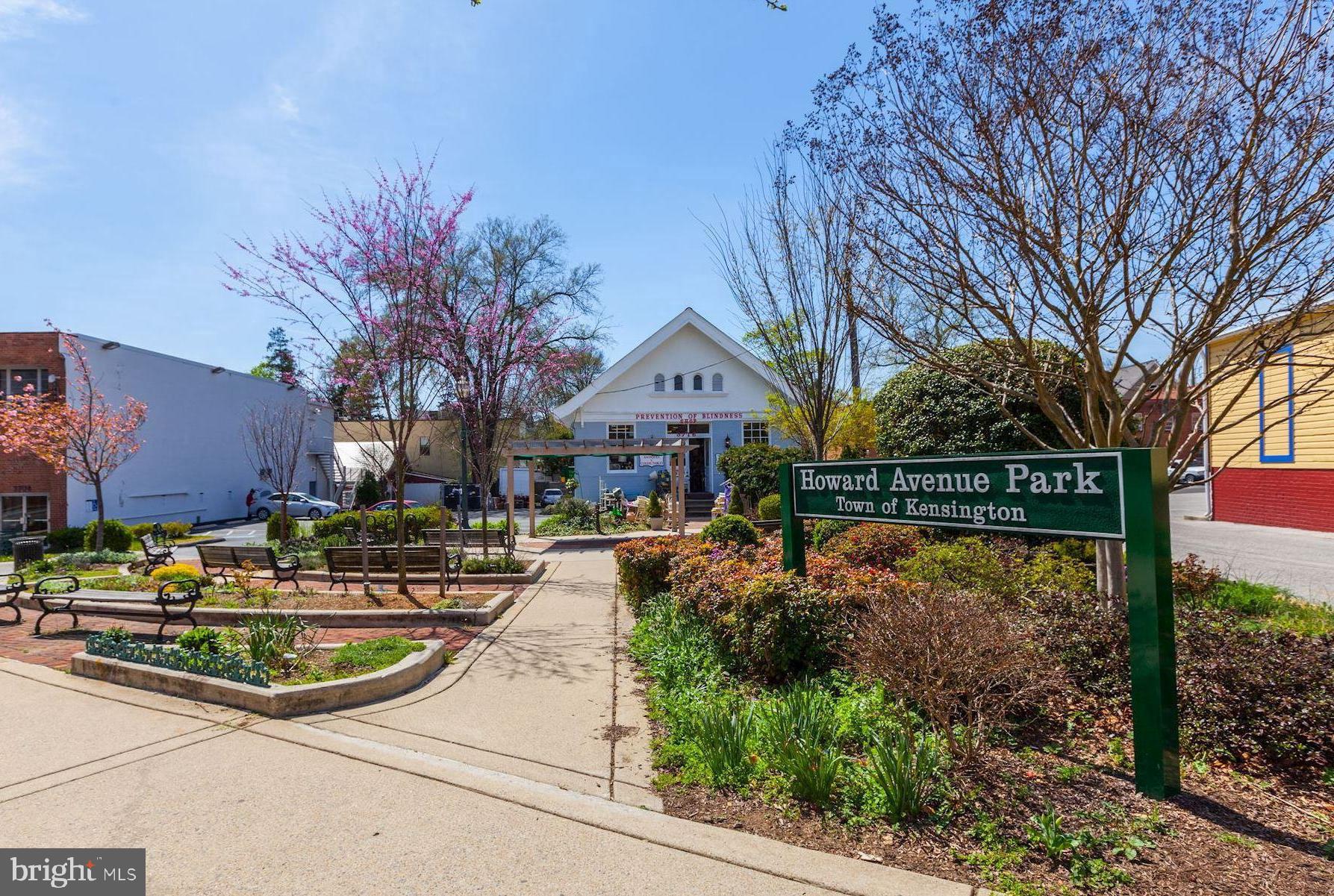 KENSINGTON PARK - Residential