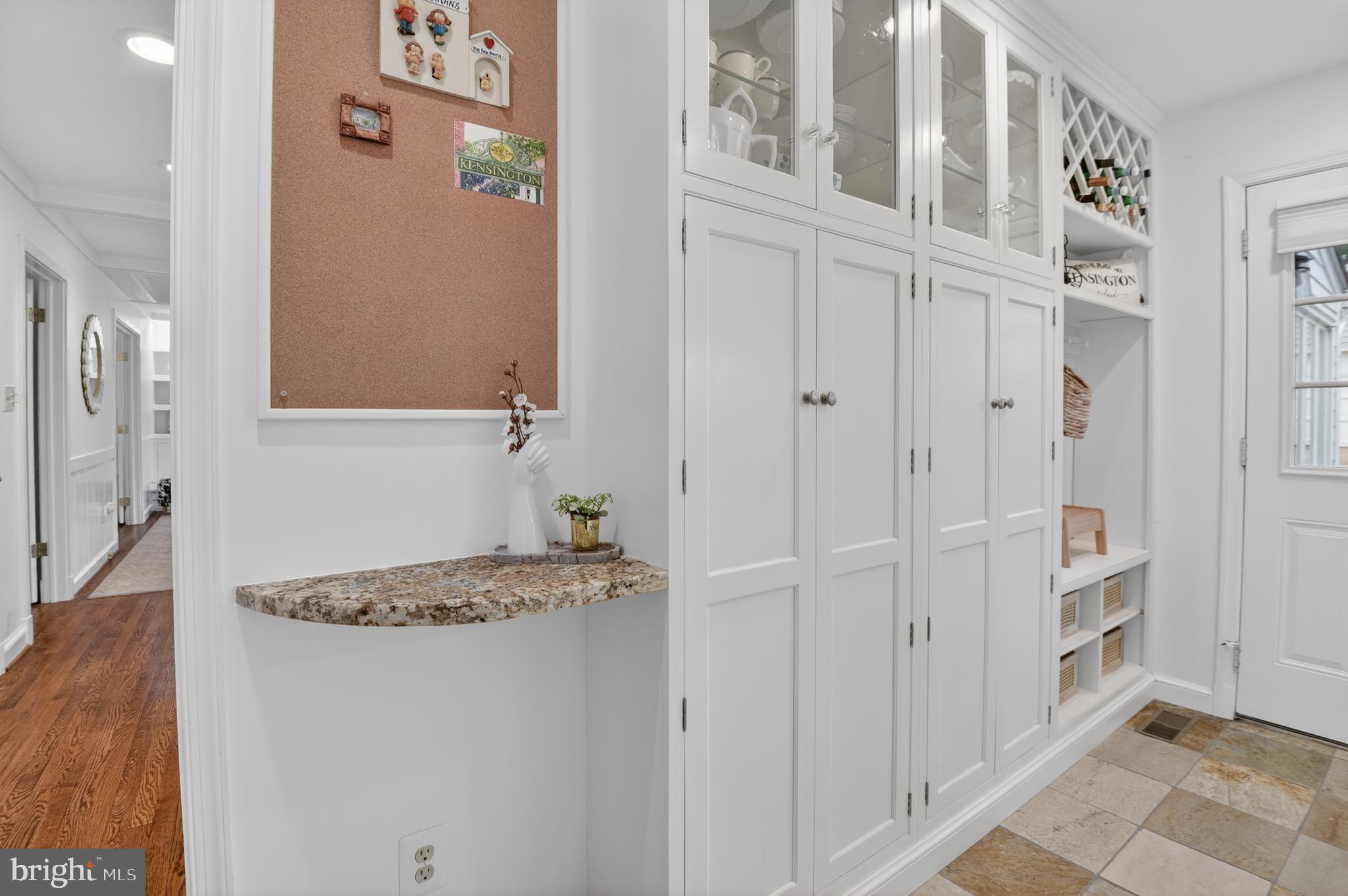 KENSINGTON PARK - Residential