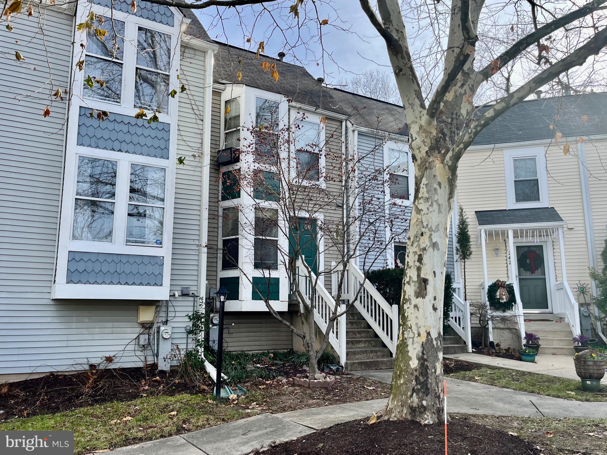 RUSSETT - Residential