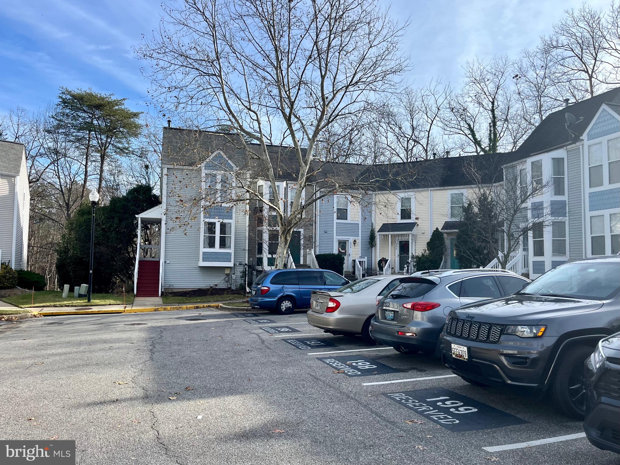 RUSSETT - Residential