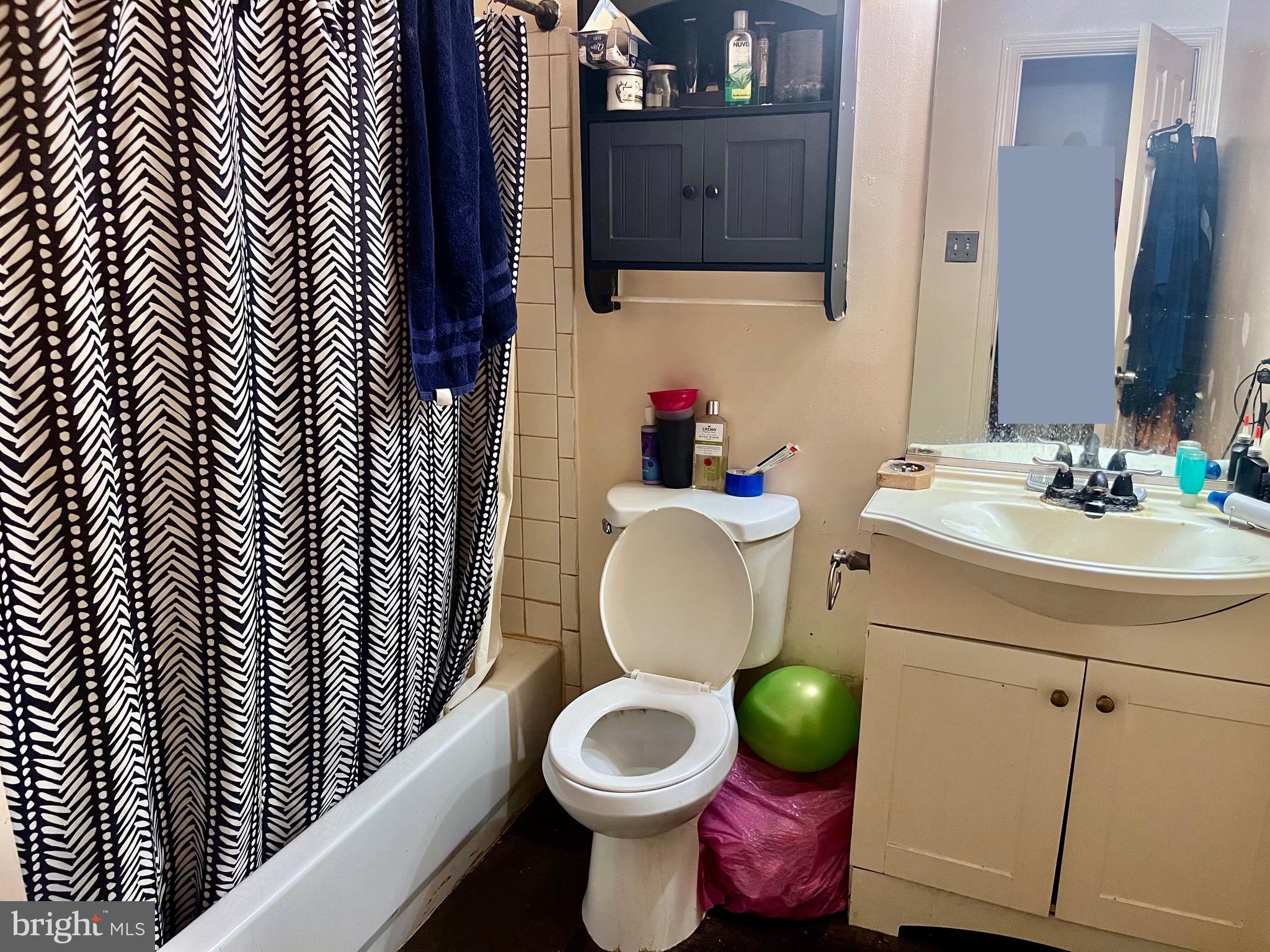 RUSSETT - Residential