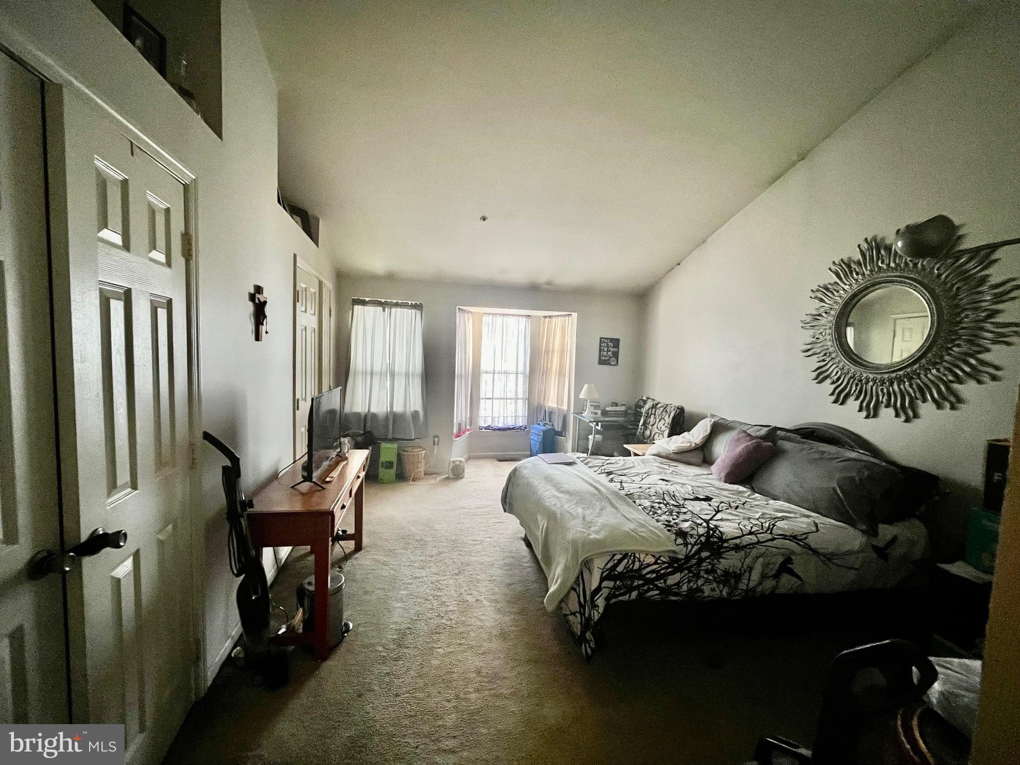 RUSSETT - Residential