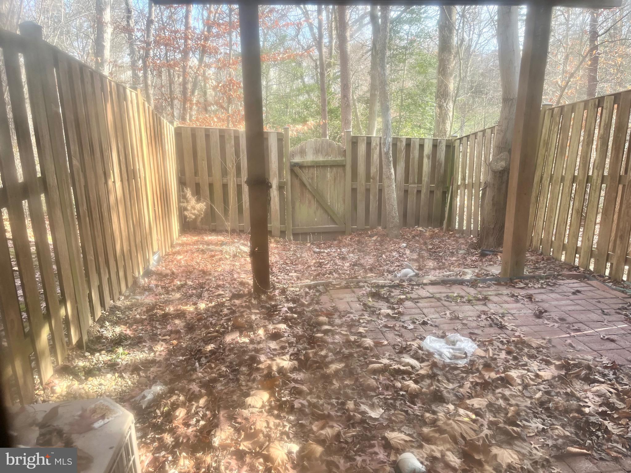 RUSSETT - Residential