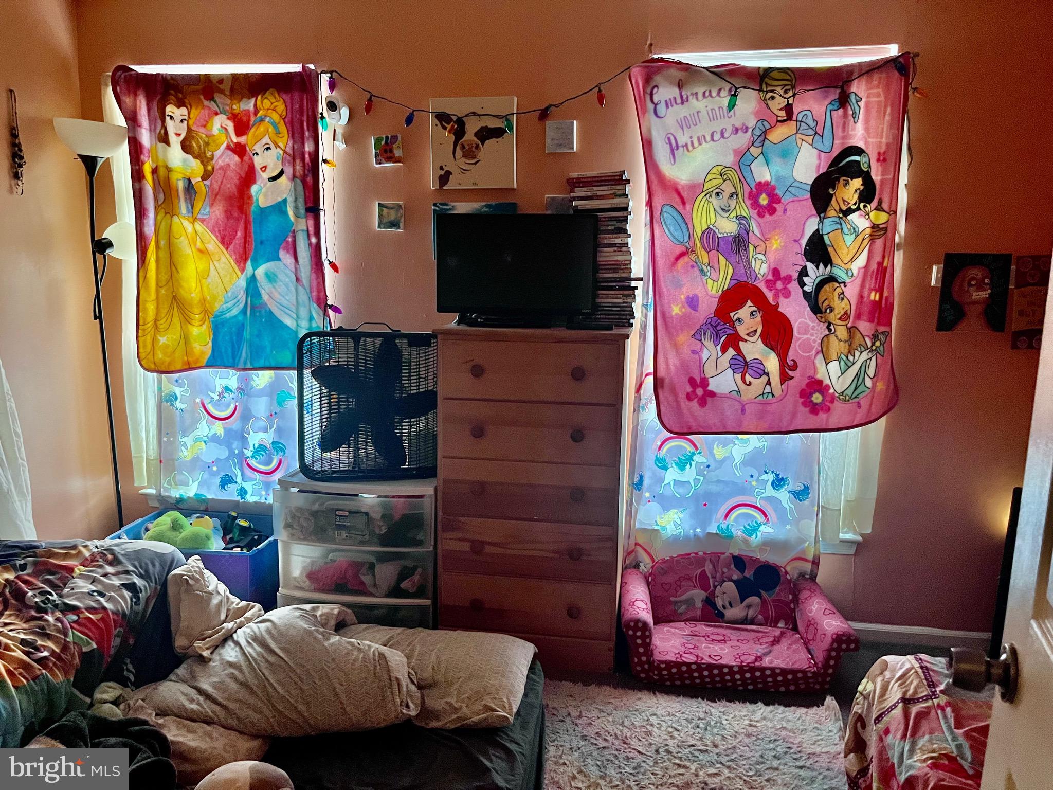 RUSSETT - Residential