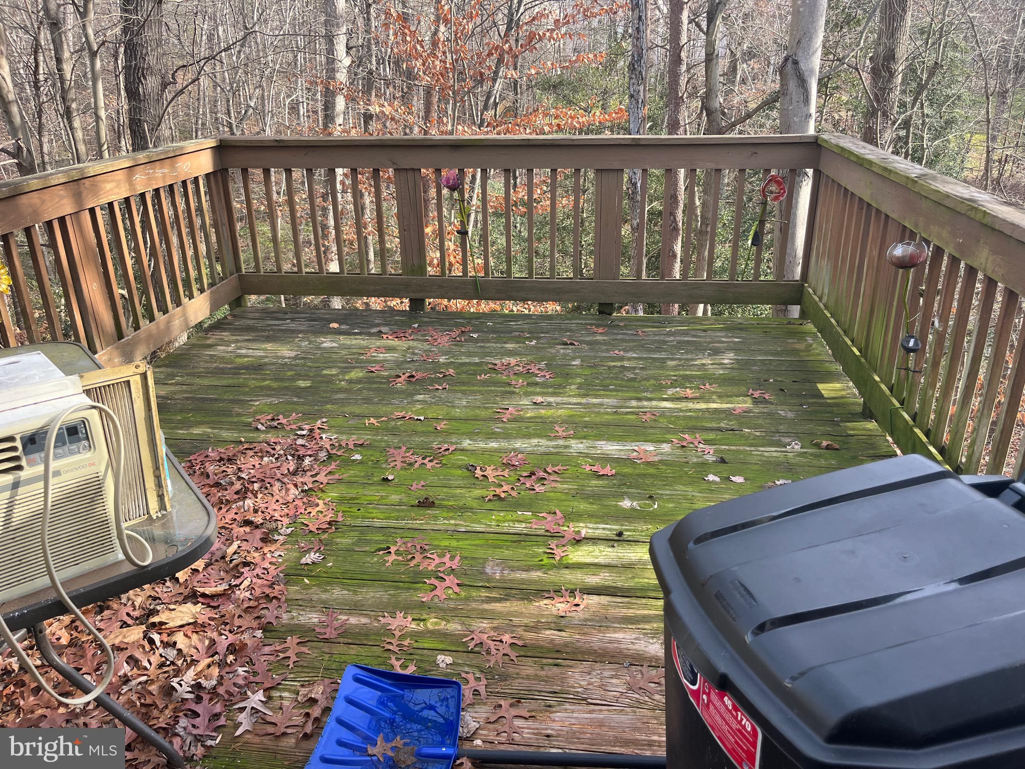 RUSSETT - Residential