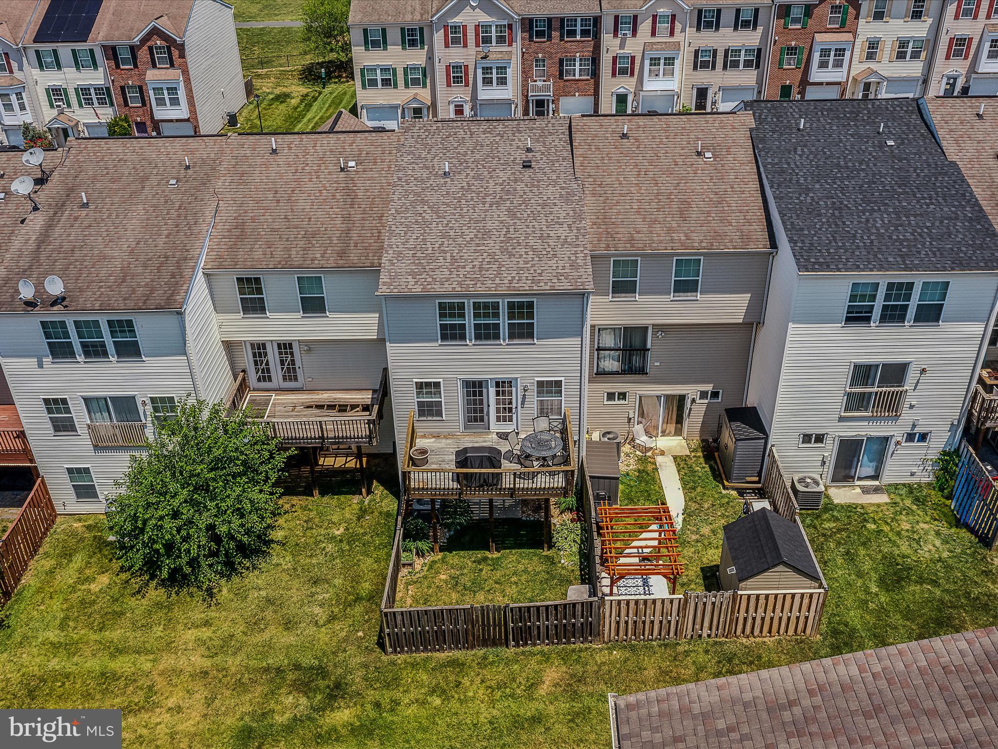 MANOR PARK - Residential