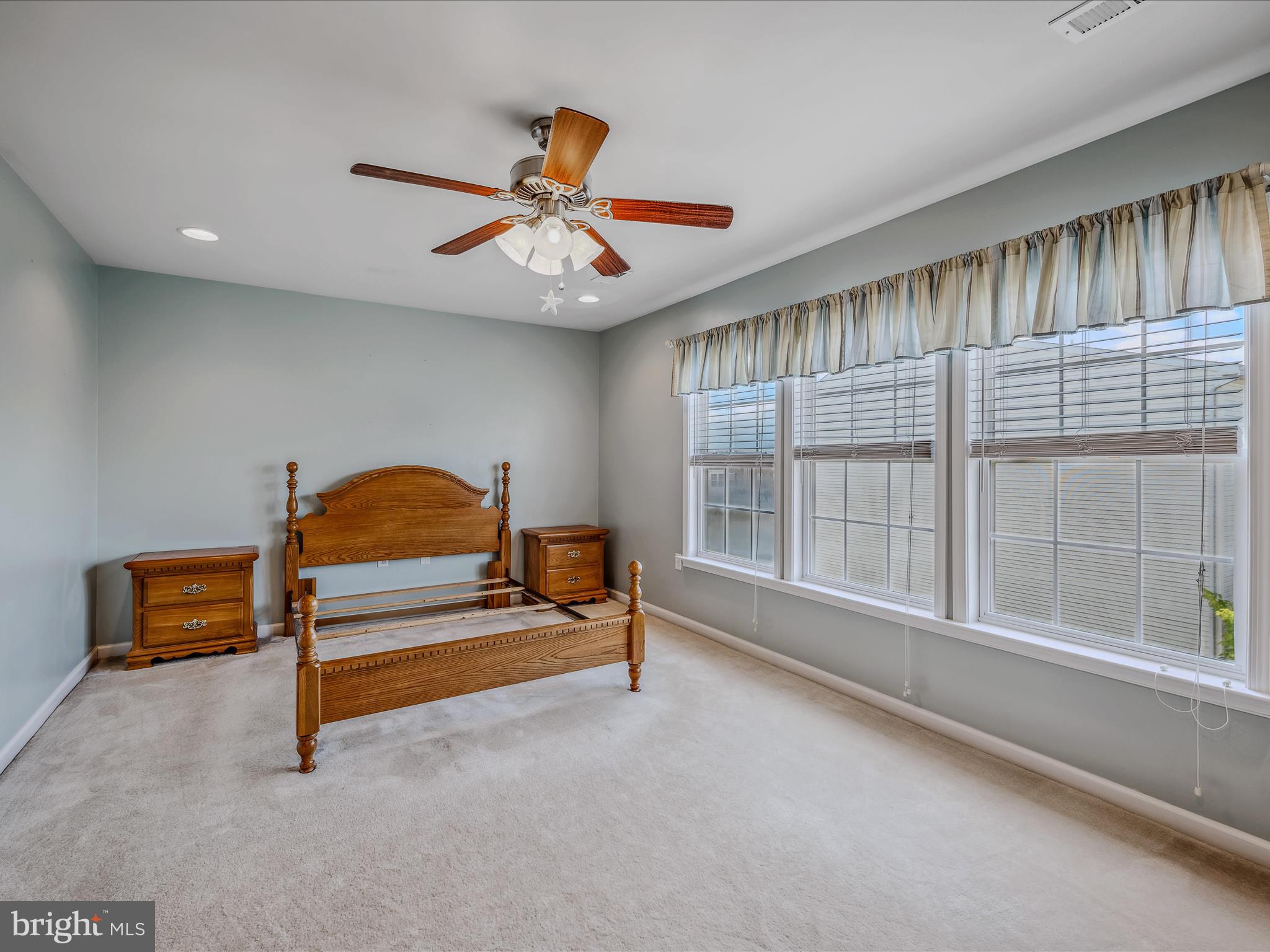 MANOR PARK - Residential