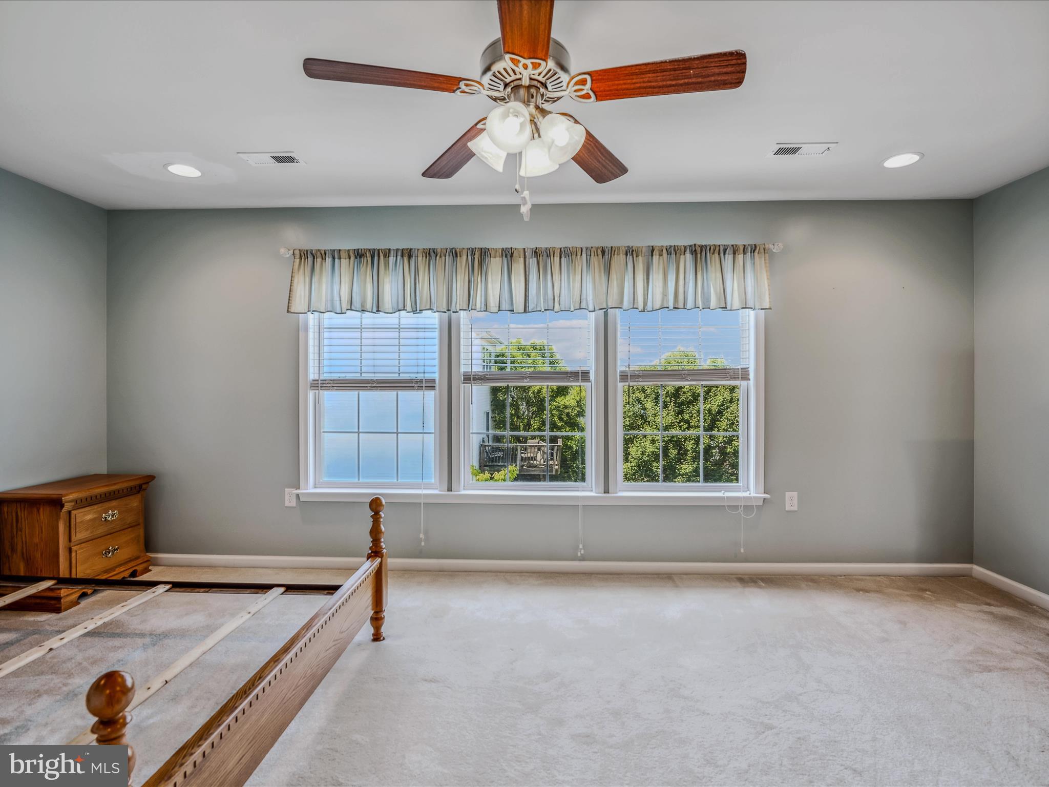 MANOR PARK - Residential