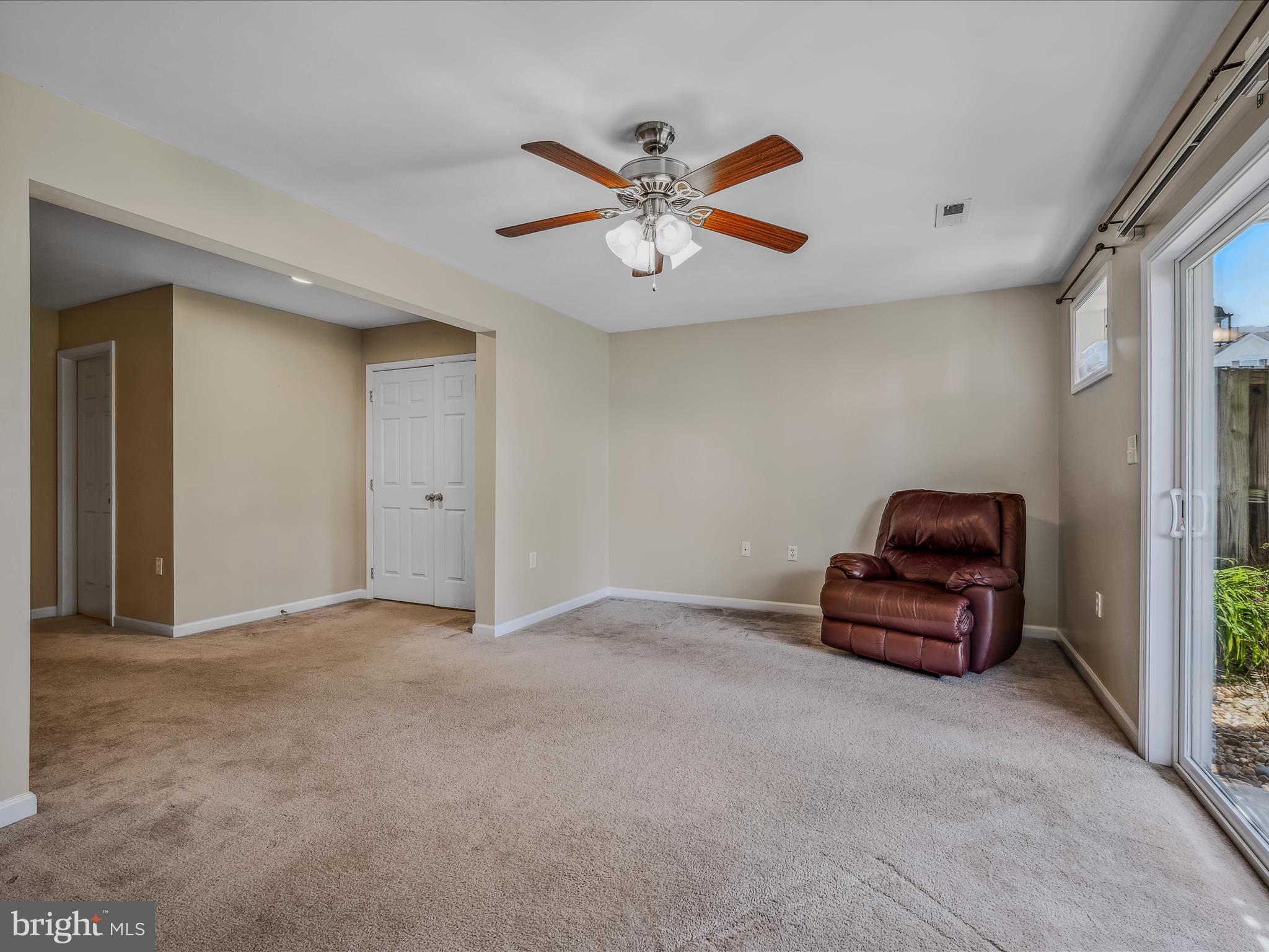 MANOR PARK - Residential