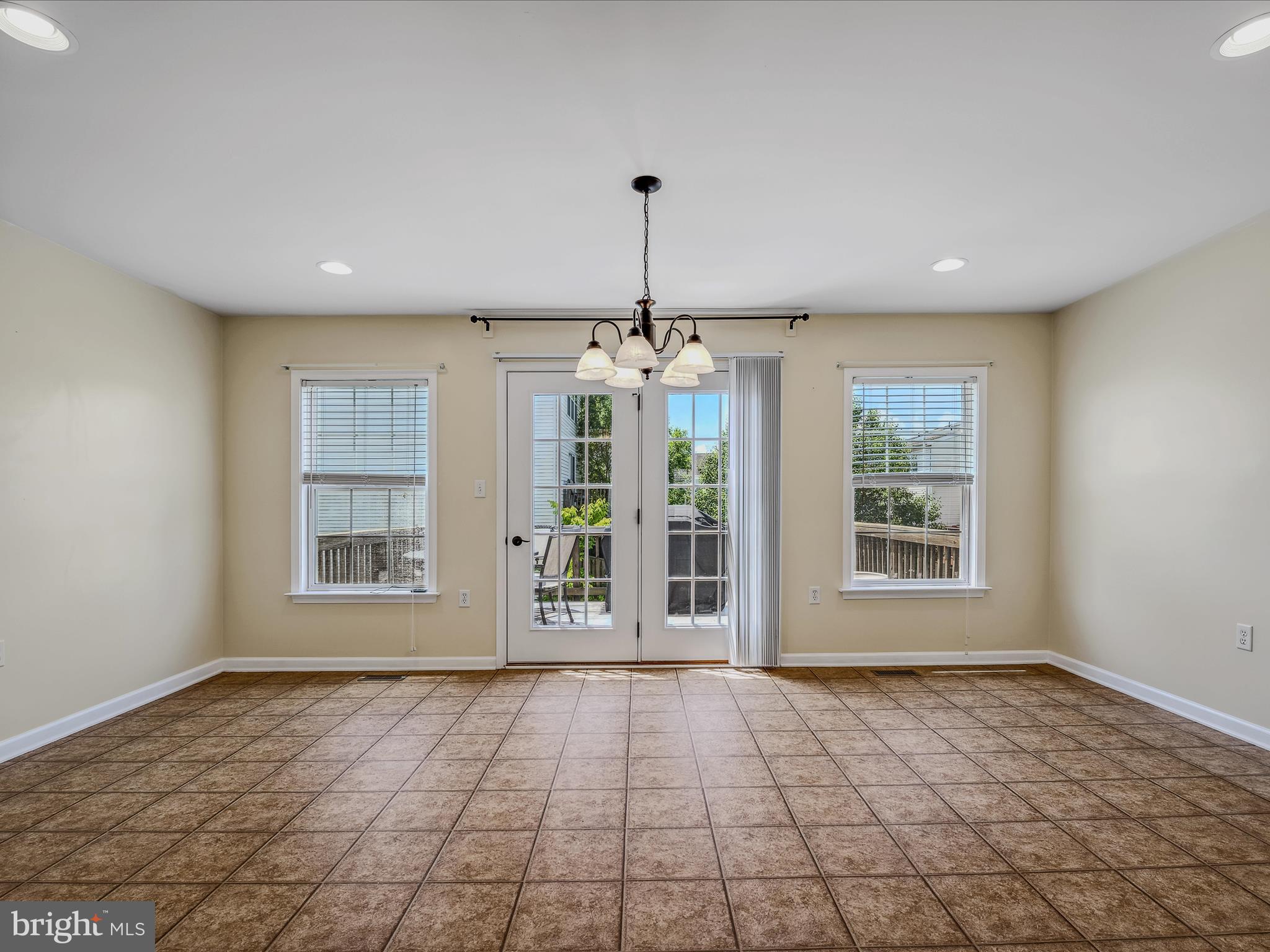 MANOR PARK - Residential