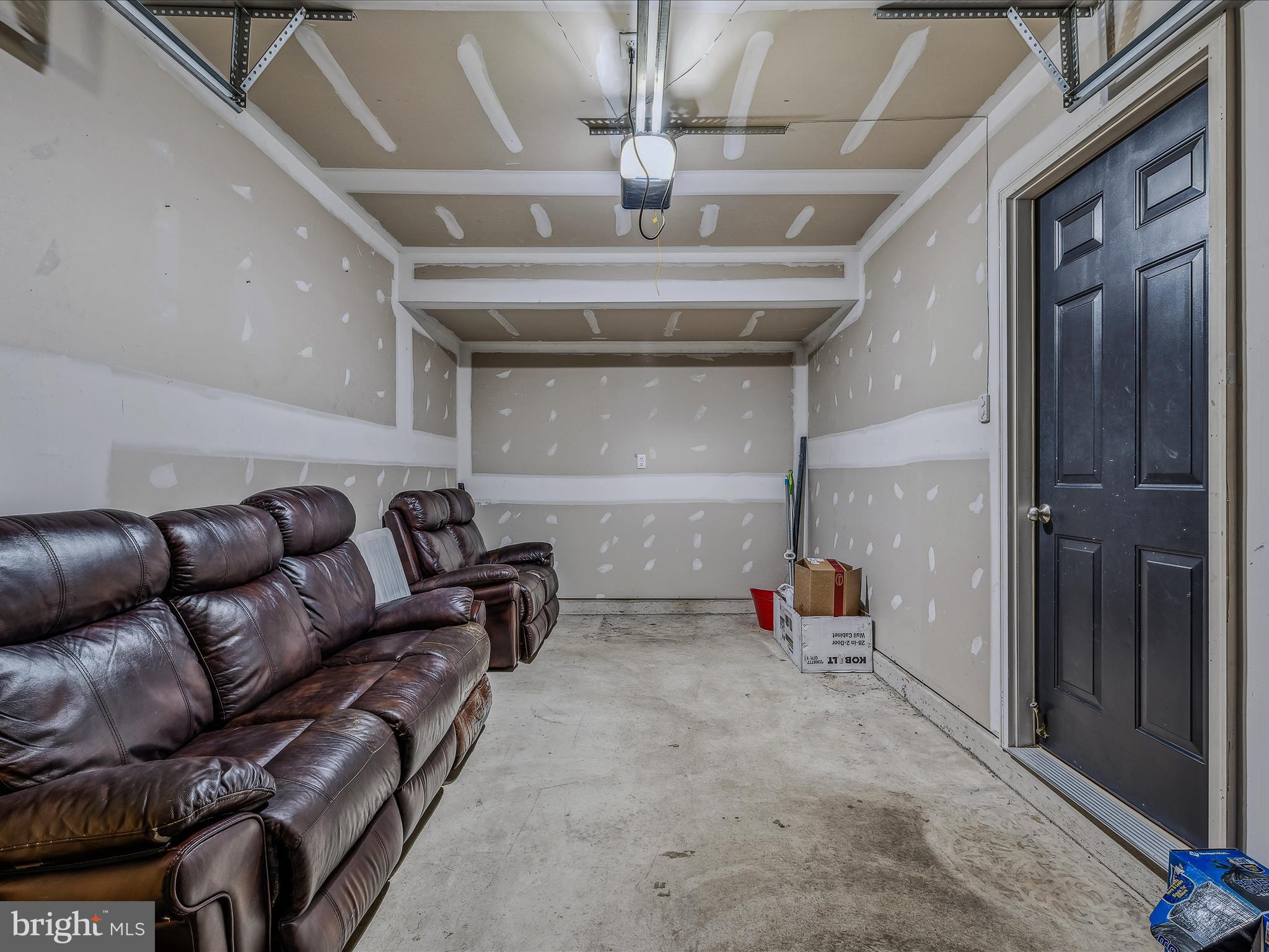 MANOR PARK - Residential