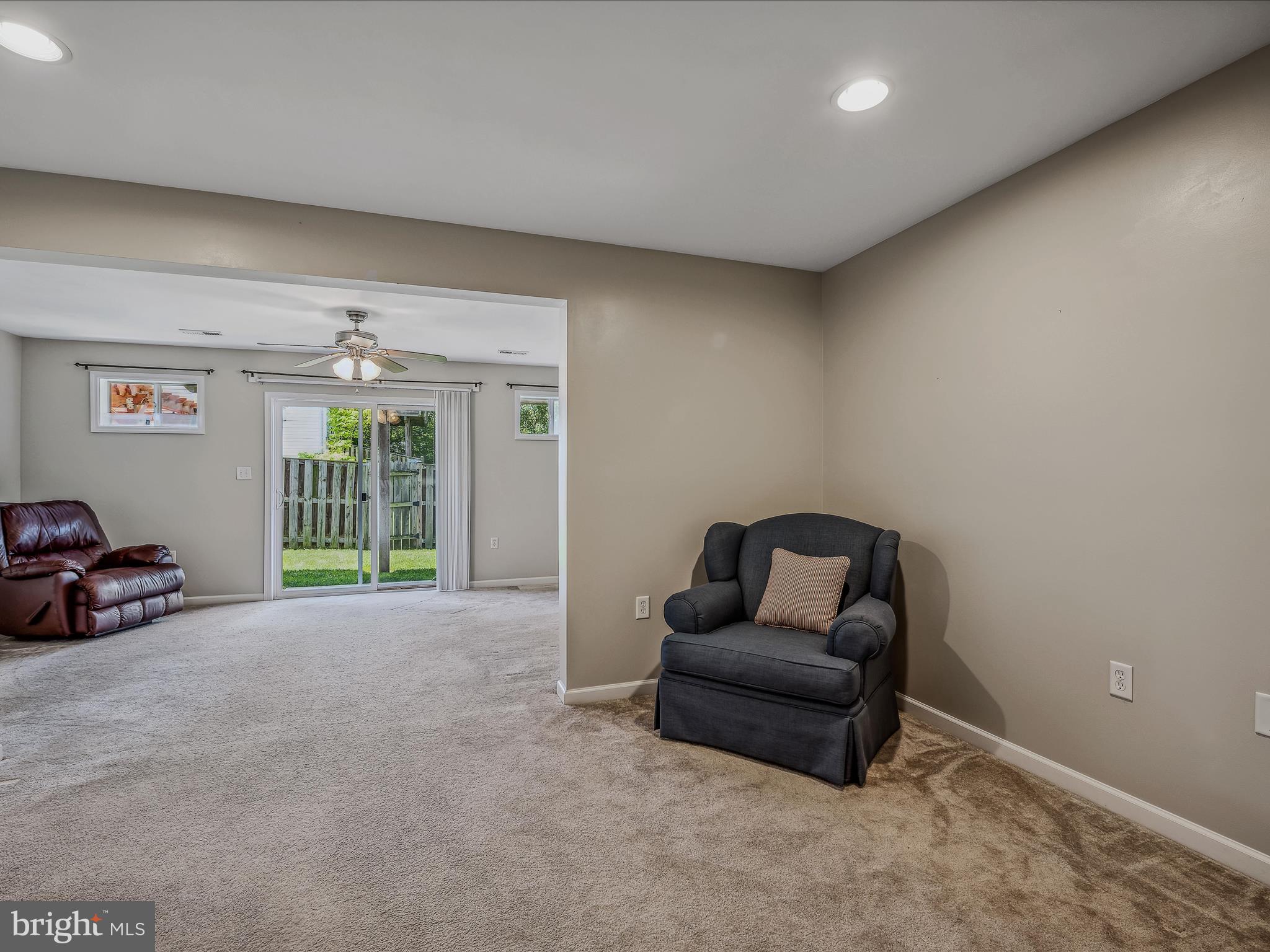 MANOR PARK - Residential