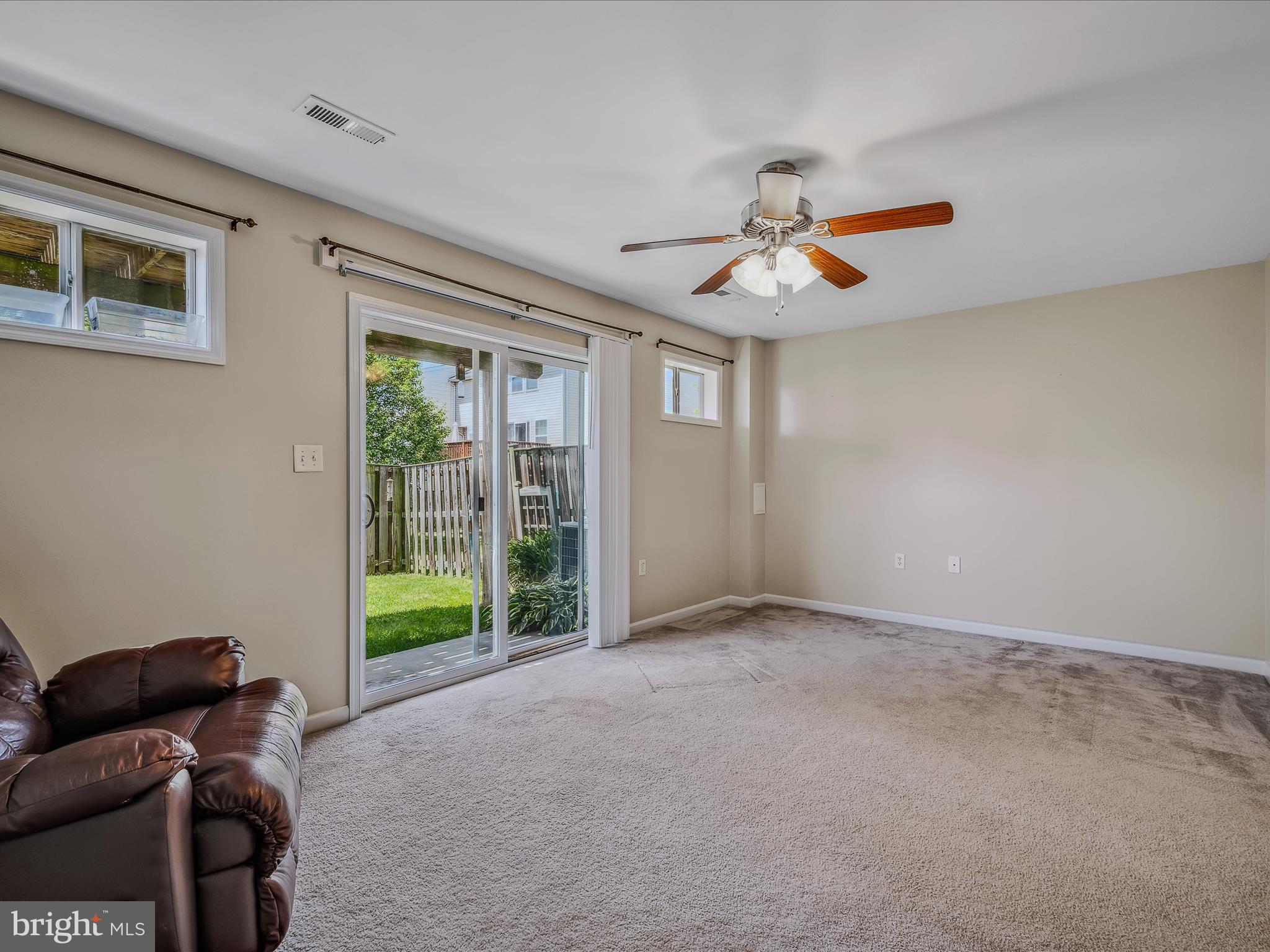 MANOR PARK - Residential