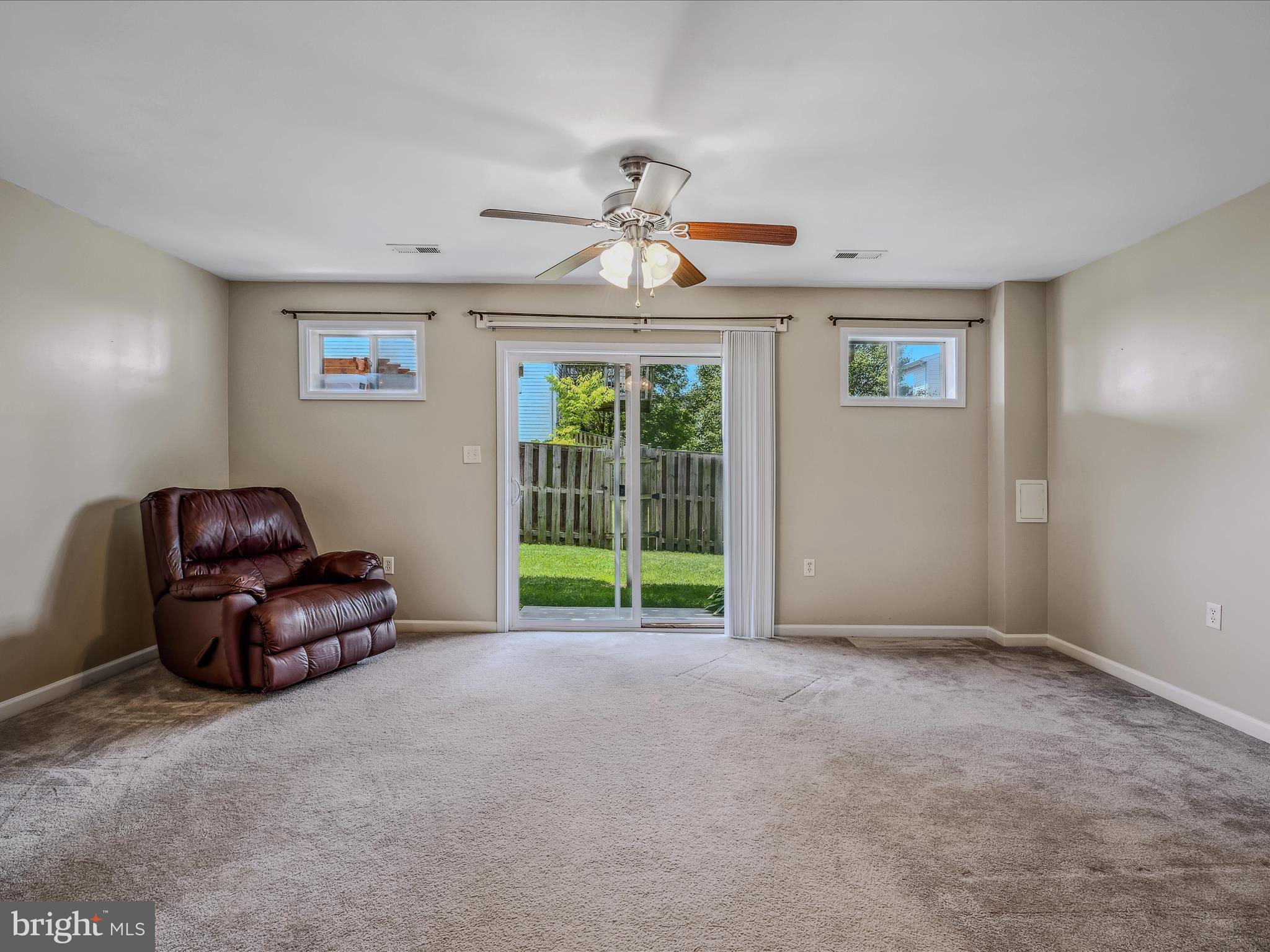 MANOR PARK - Residential