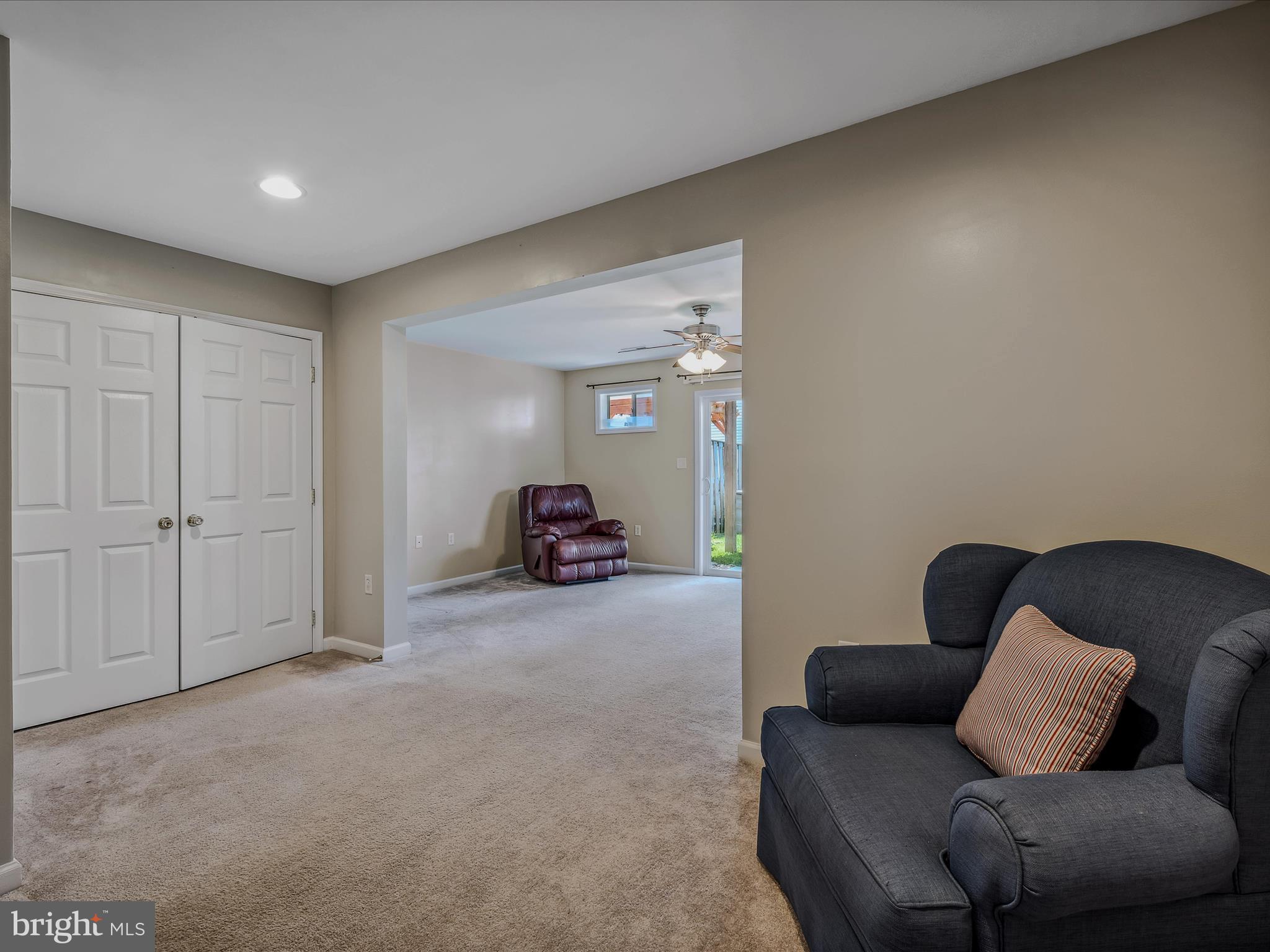 MANOR PARK - Residential