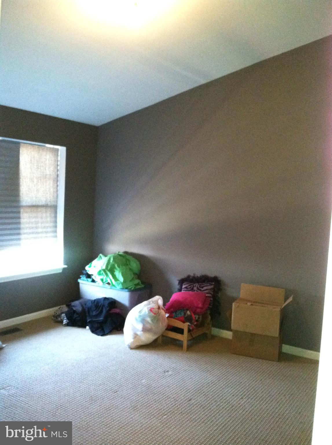 LYONS GATE - Residential