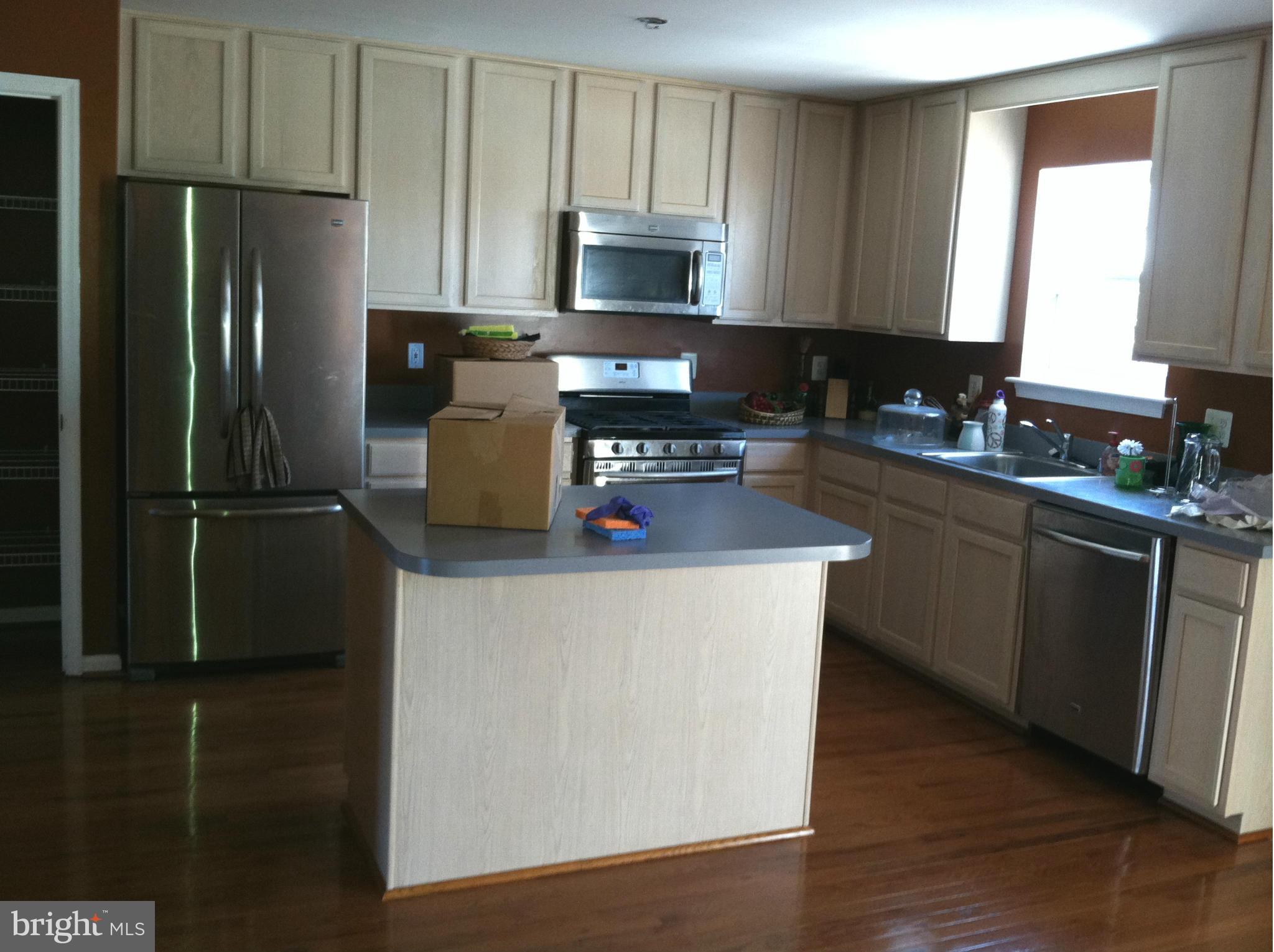 LYONS GATE - Residential