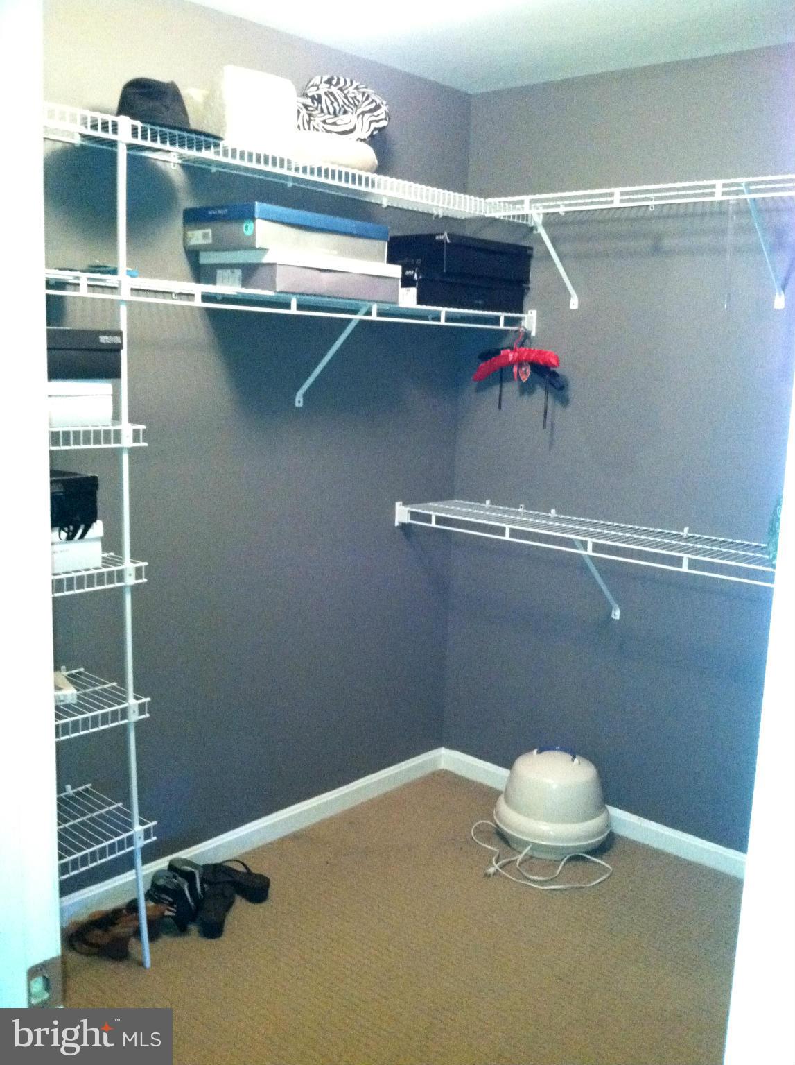 LYONS GATE - Residential