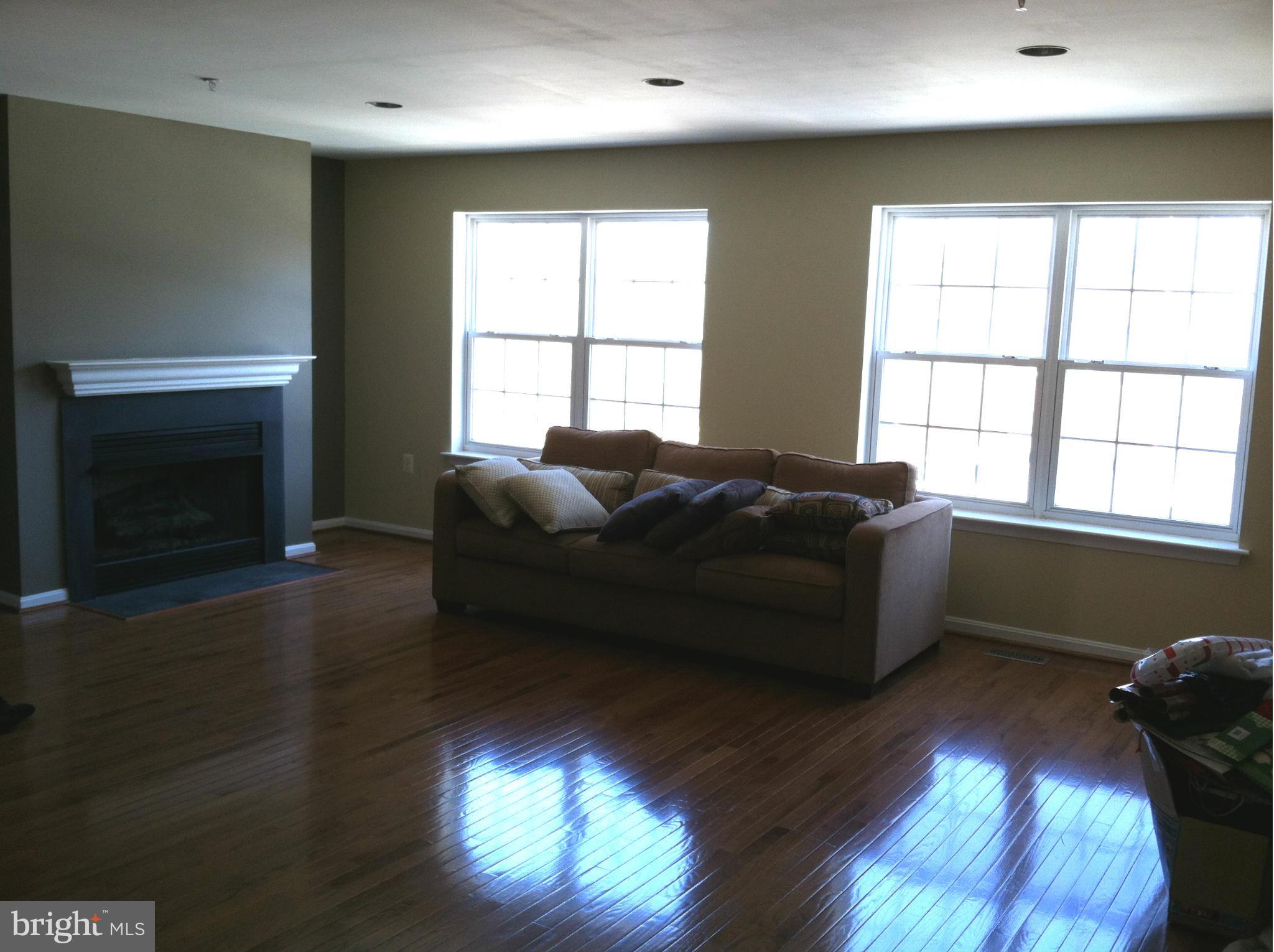 LYONS GATE - Residential