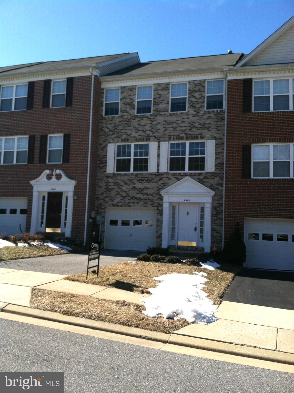 LYONS GATE - Residential