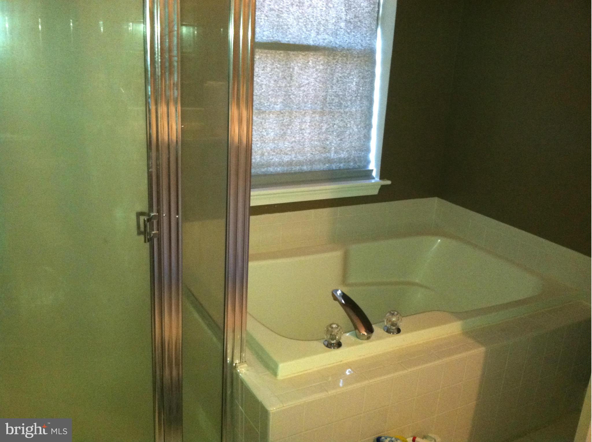 LYONS GATE - Residential