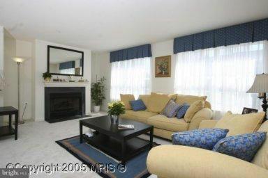 LYONS GATE - Residential