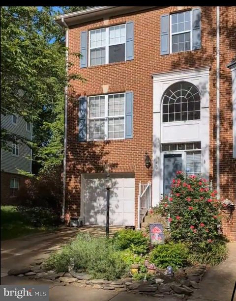 1235 WILD HAWTHORN WAY RESTON VA 20194