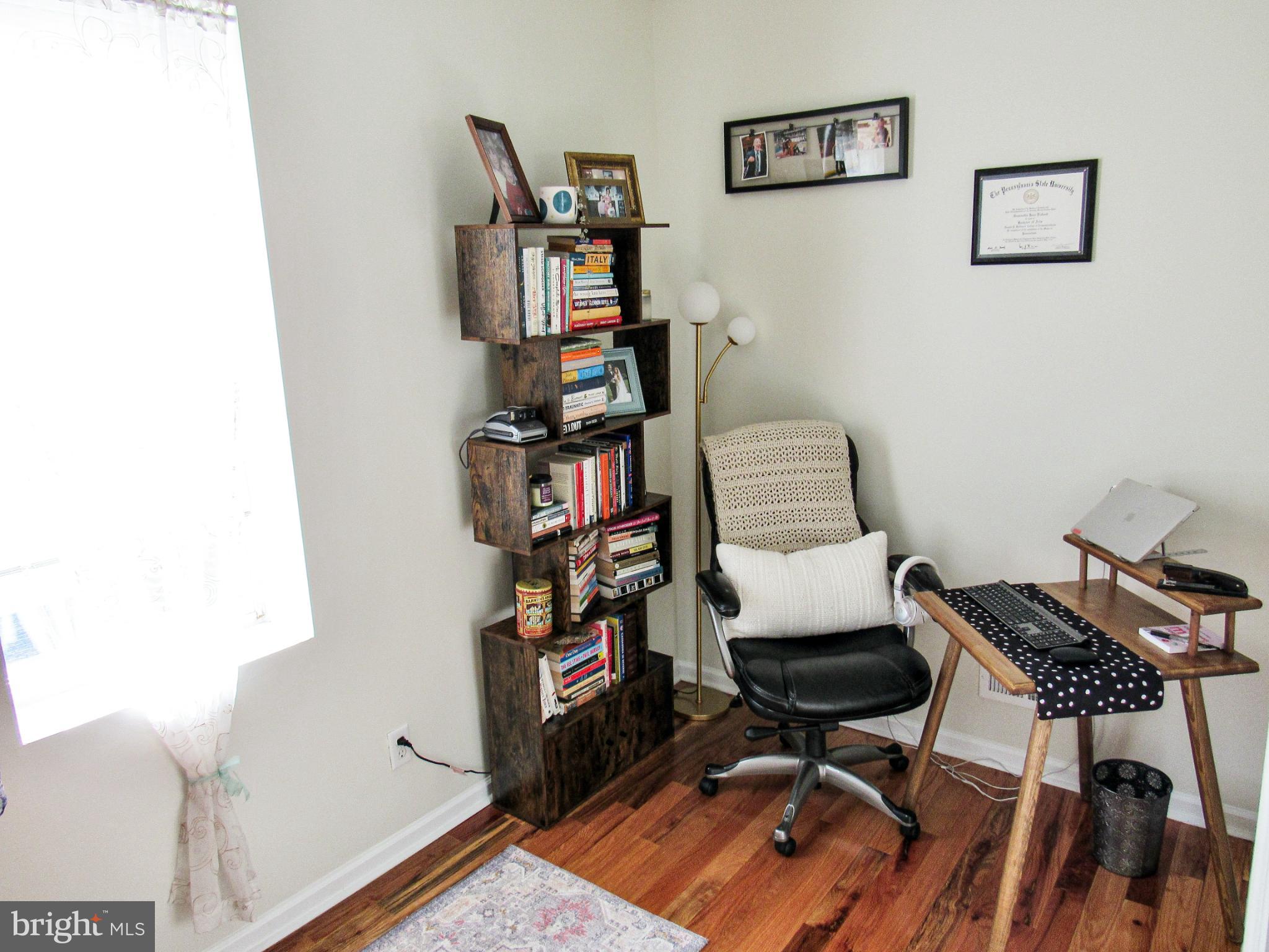 BRIDESBURG - Residential