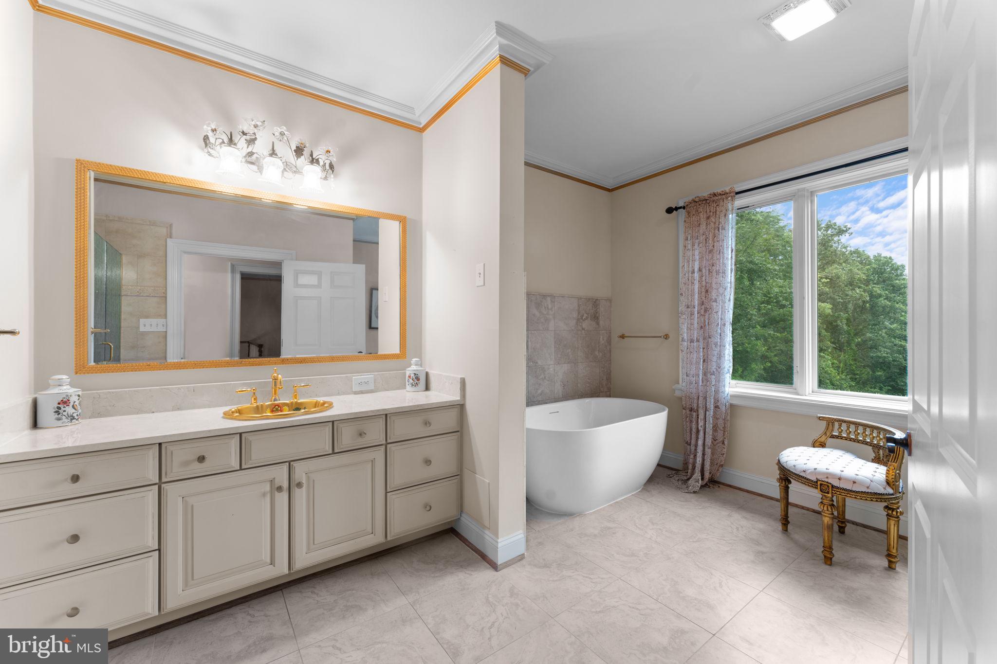 MIDDLEBURG - Residential