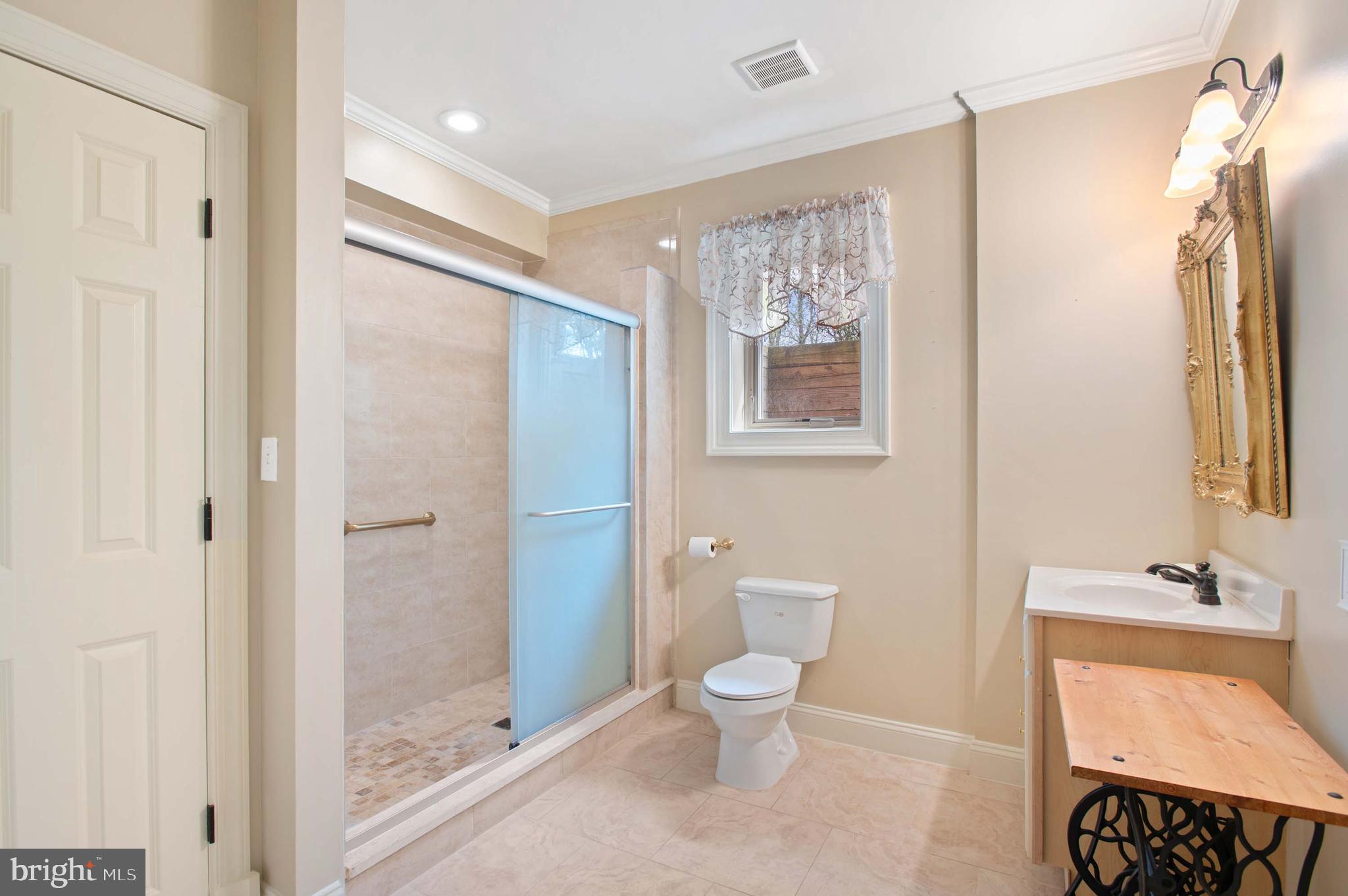 MIDDLEBURG - Residential