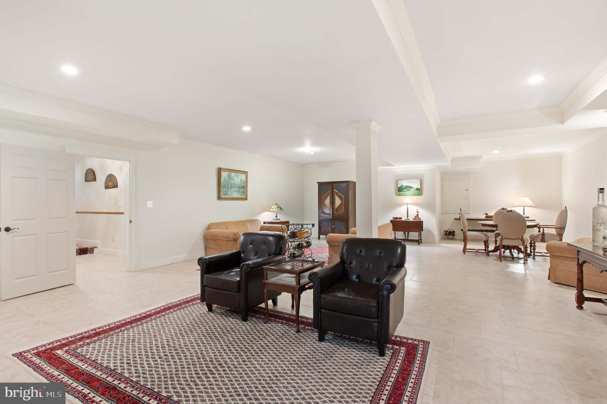 MIDDLEBURG - Residential