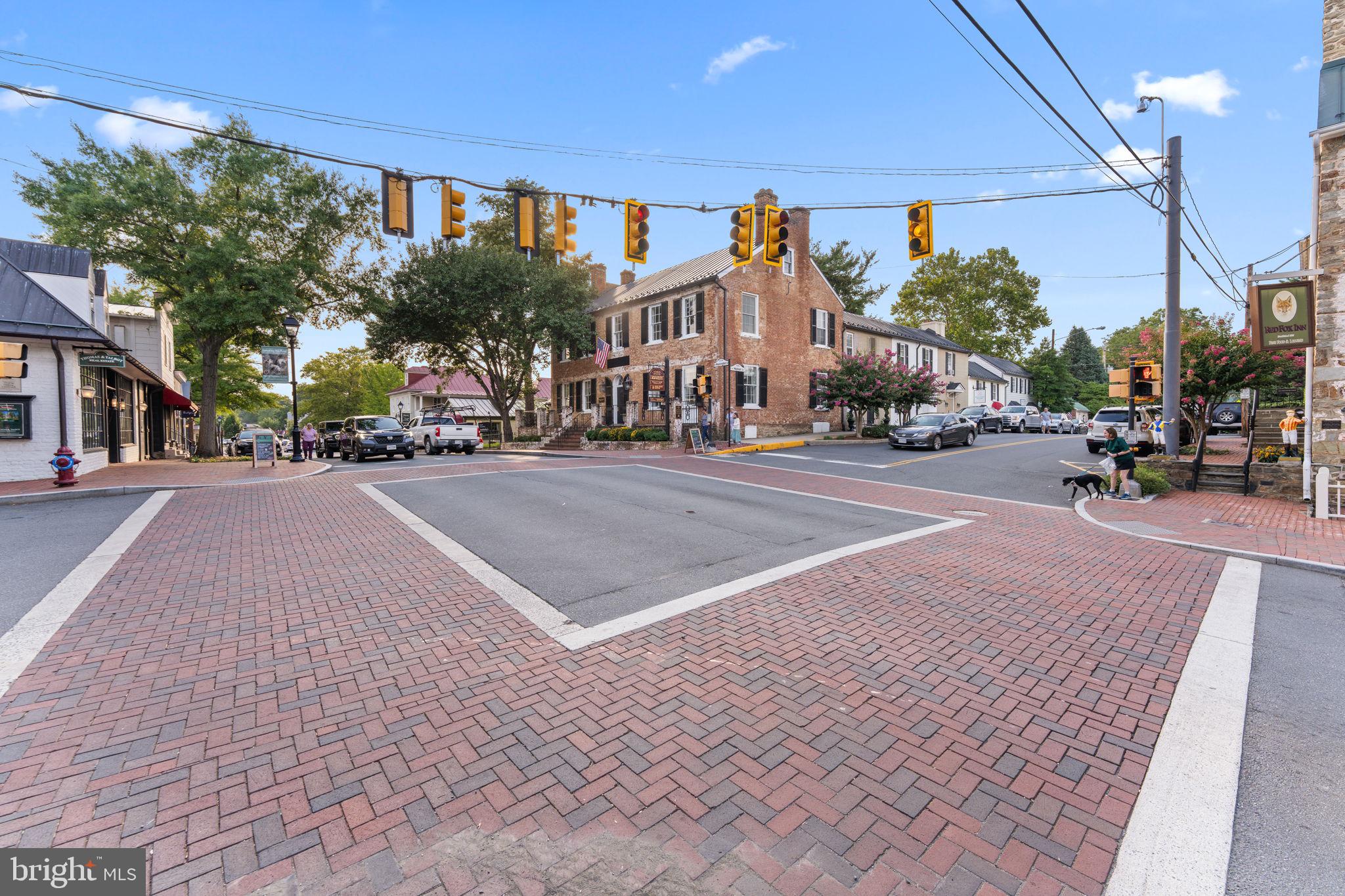 MIDDLEBURG - Residential