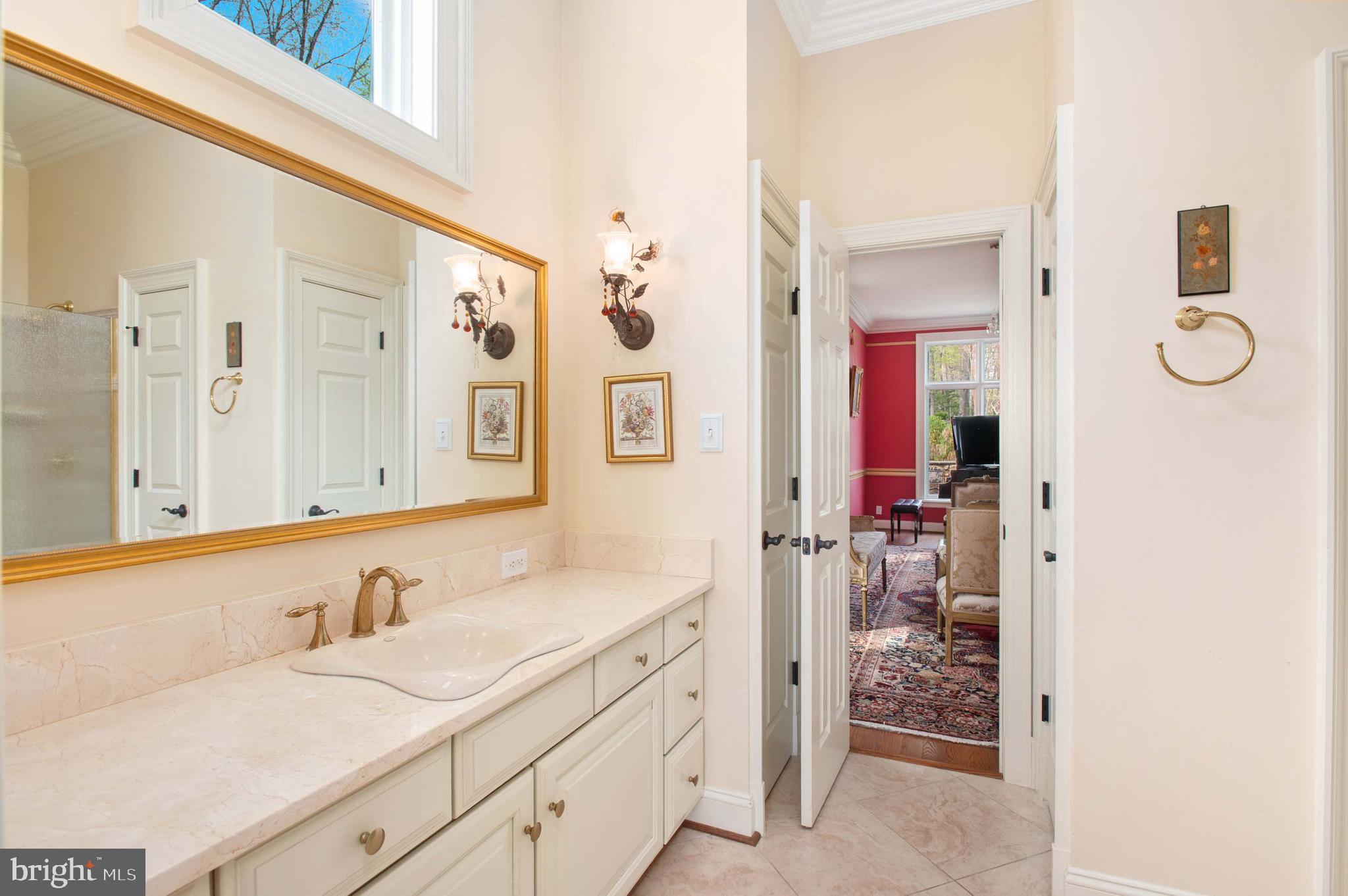 MIDDLEBURG - Residential