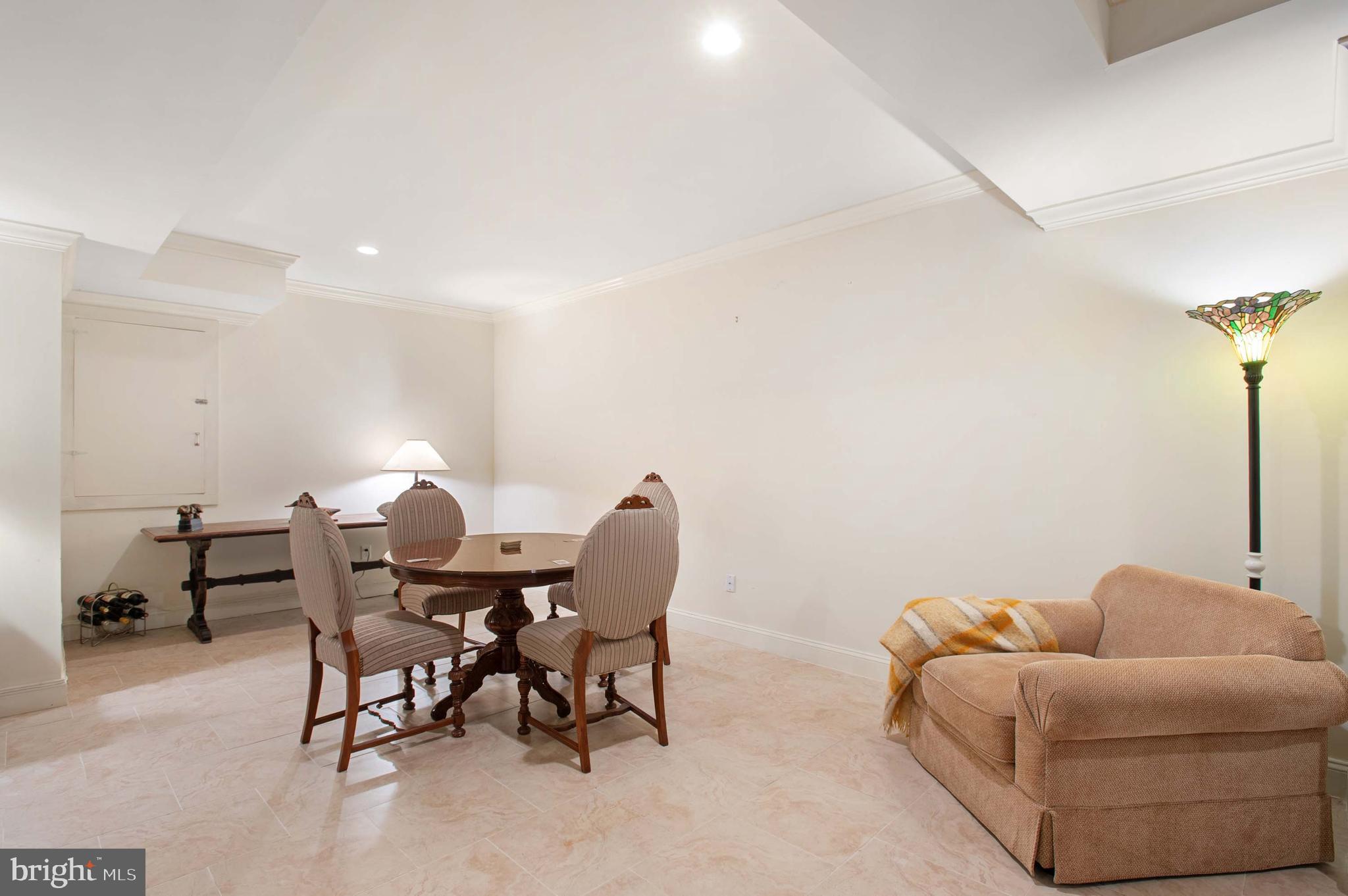 MIDDLEBURG - Residential