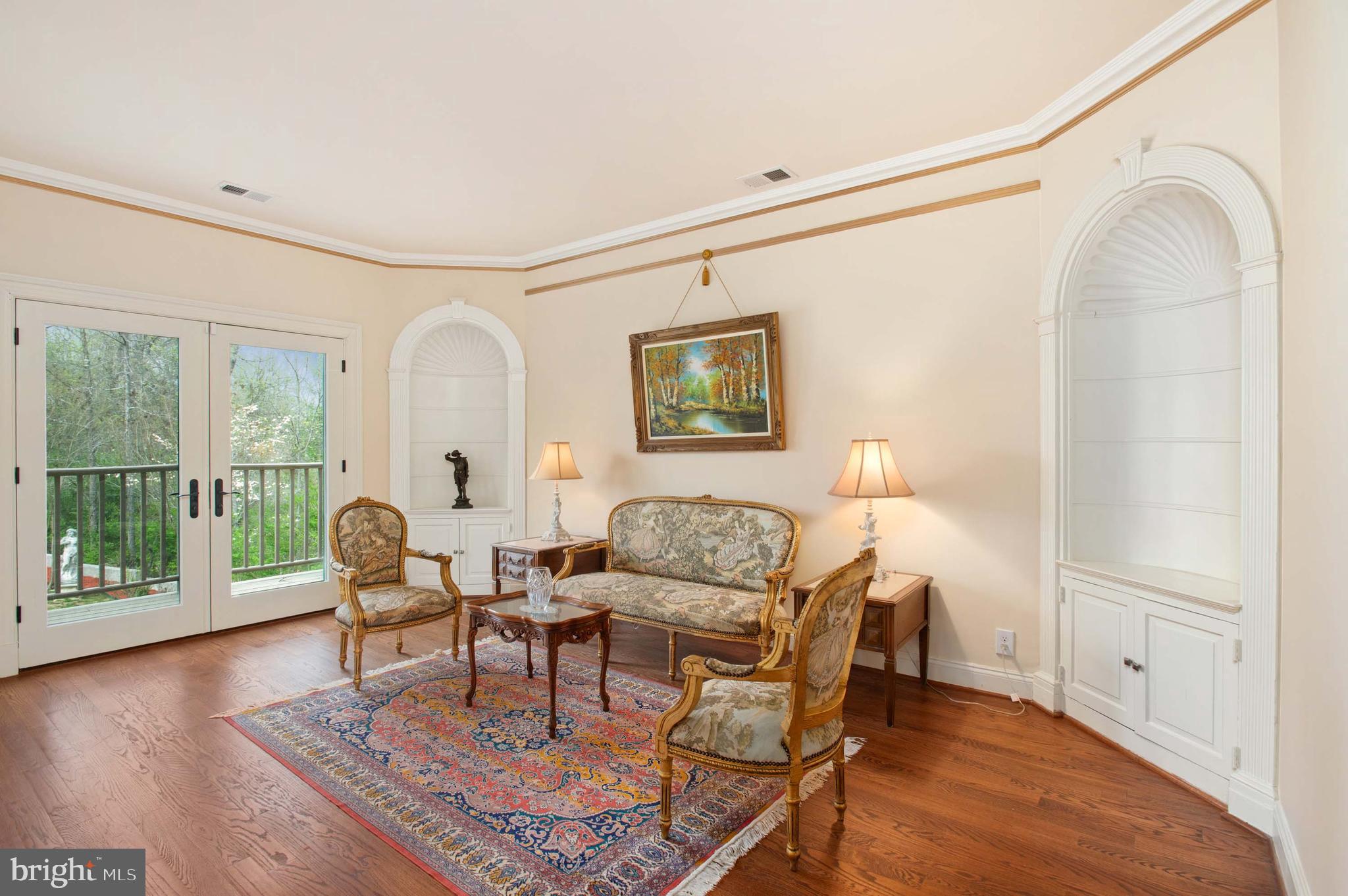 MIDDLEBURG - Residential